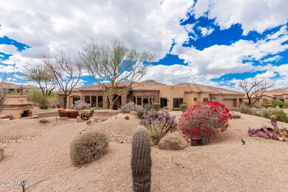 🌵 Las Sendas Living at Its Best – 5 Bedrooms, 3-Car Garage, and Style to Spare header image.