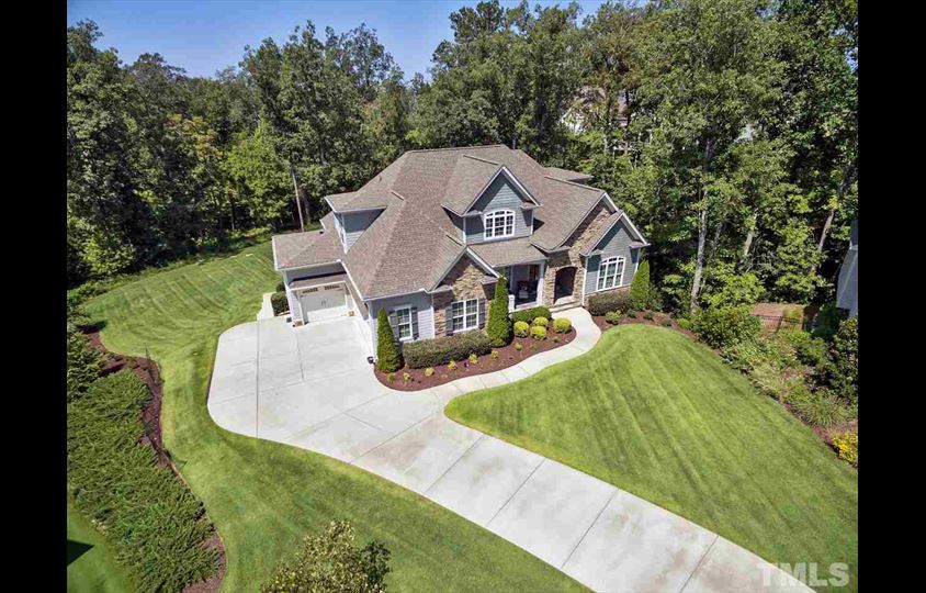 Luxury Homes in Southern Wake County header image.