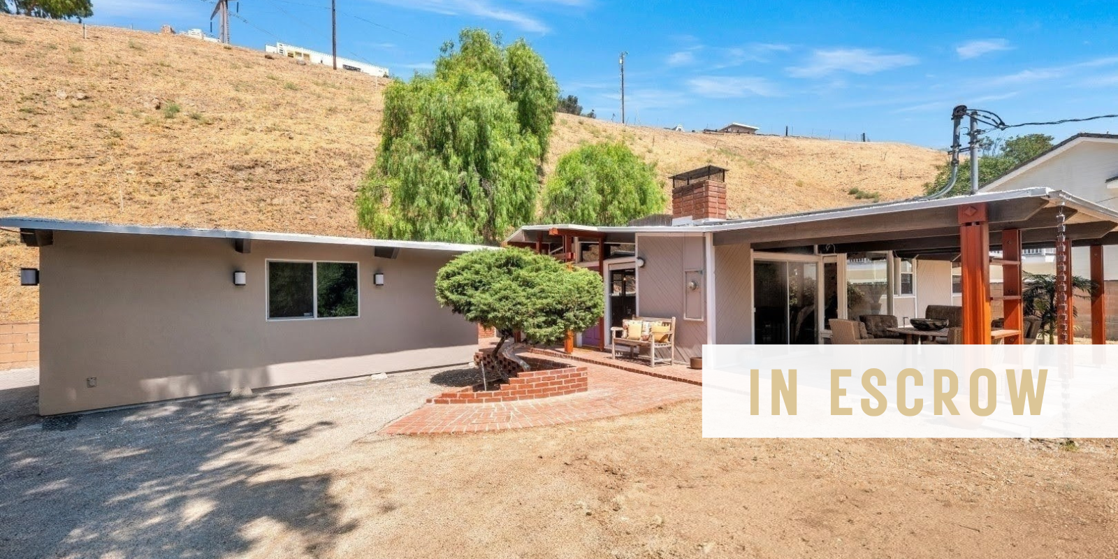 UNDER CONTRACT in Shadow Hills header image.