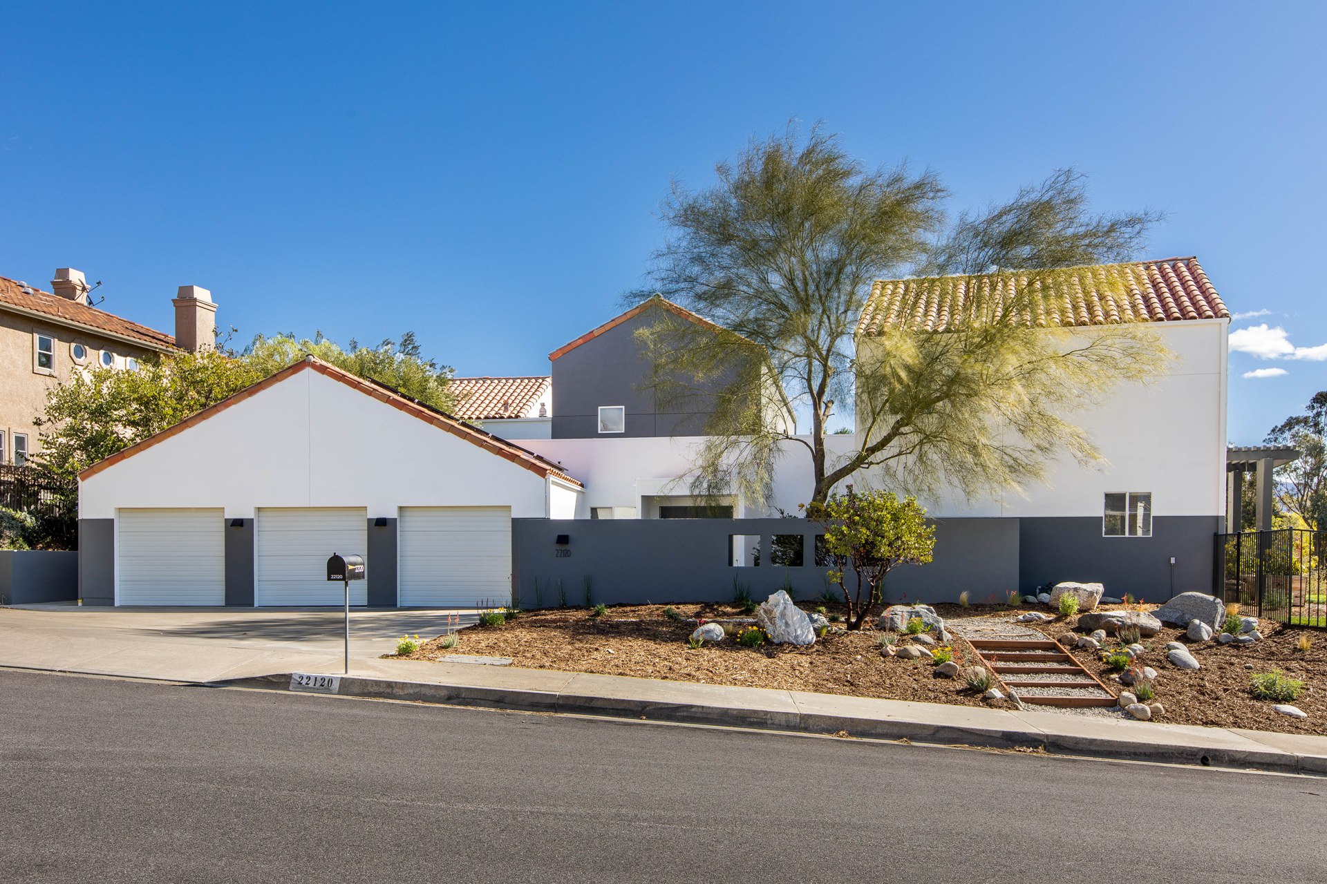 22120 Rolling Ridge Dr, Santa Clarita header image.