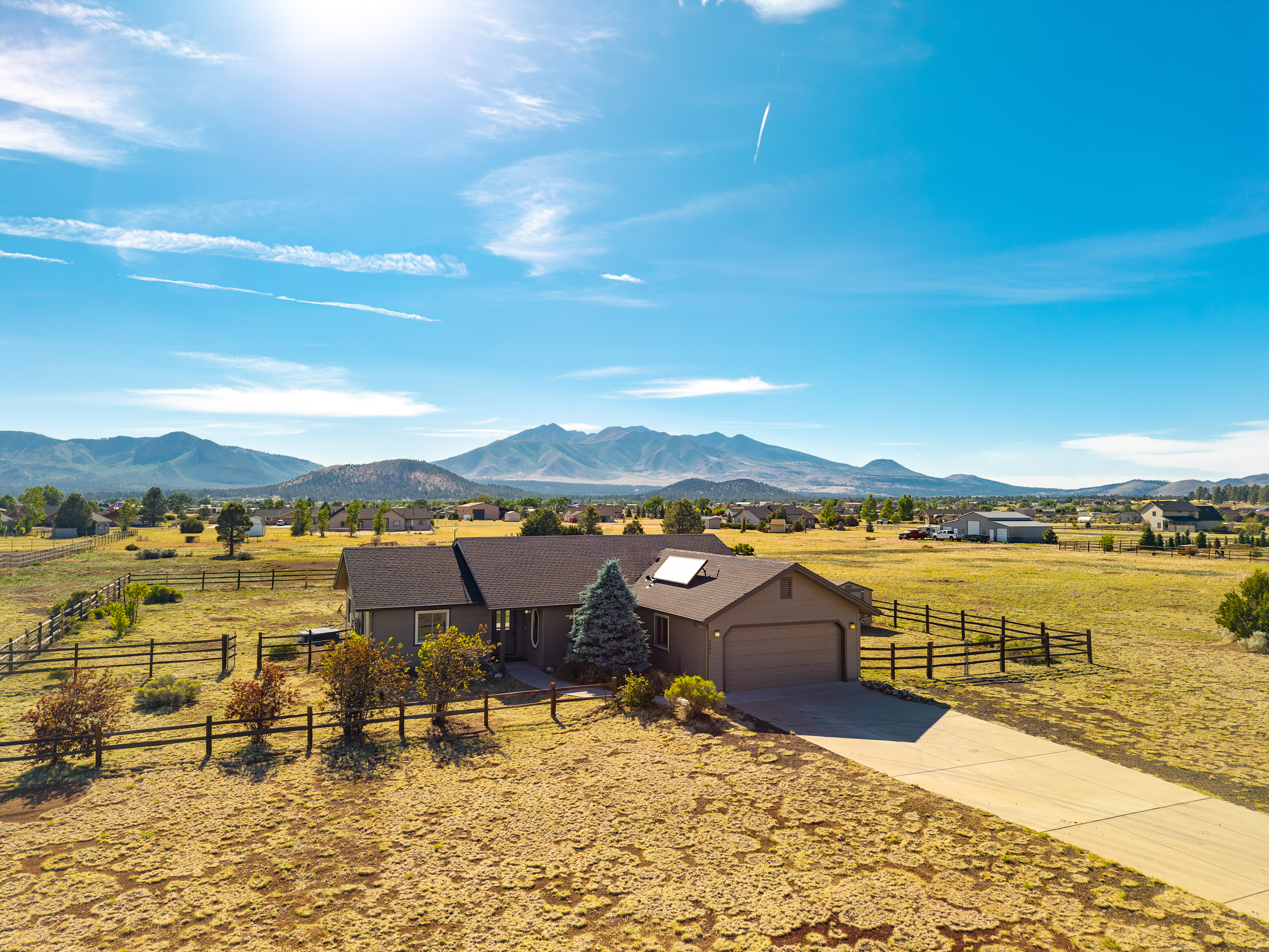 9400 Slayton Ranch Road, Flagstaff, AZ 86004 header image.