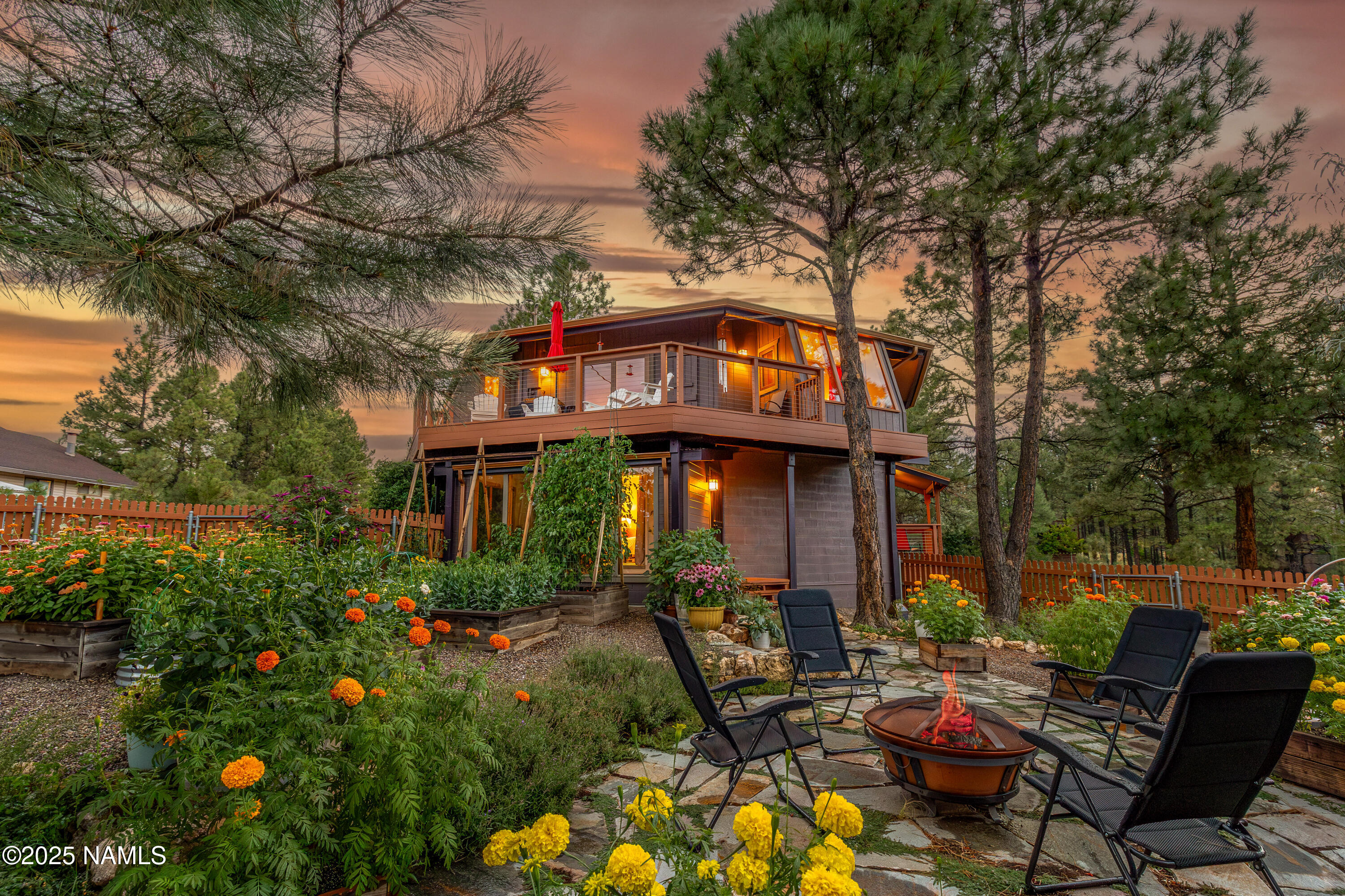 3164 Meadow Brook Flagstaff, AZ 86004 header image.