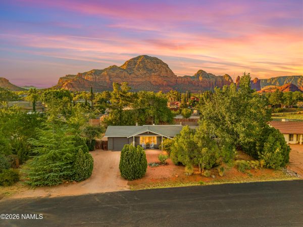 2610 Whippet Way Sedona, AZ 86336 header image.