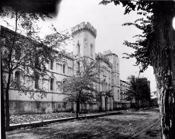 Medical History of Charleston header image.