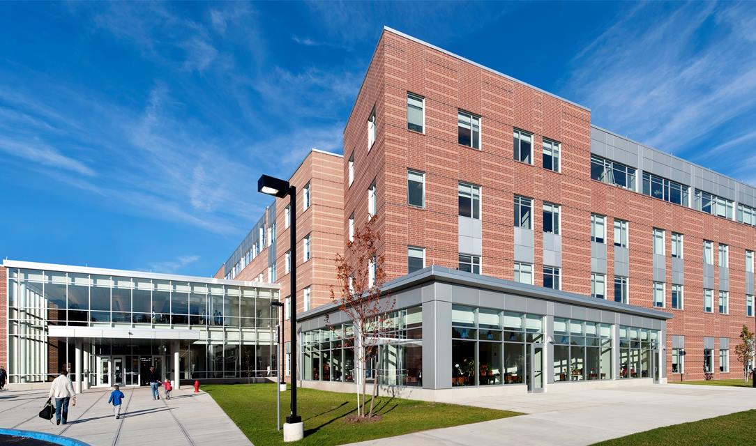 Top School Systems in Massachusetts header image.