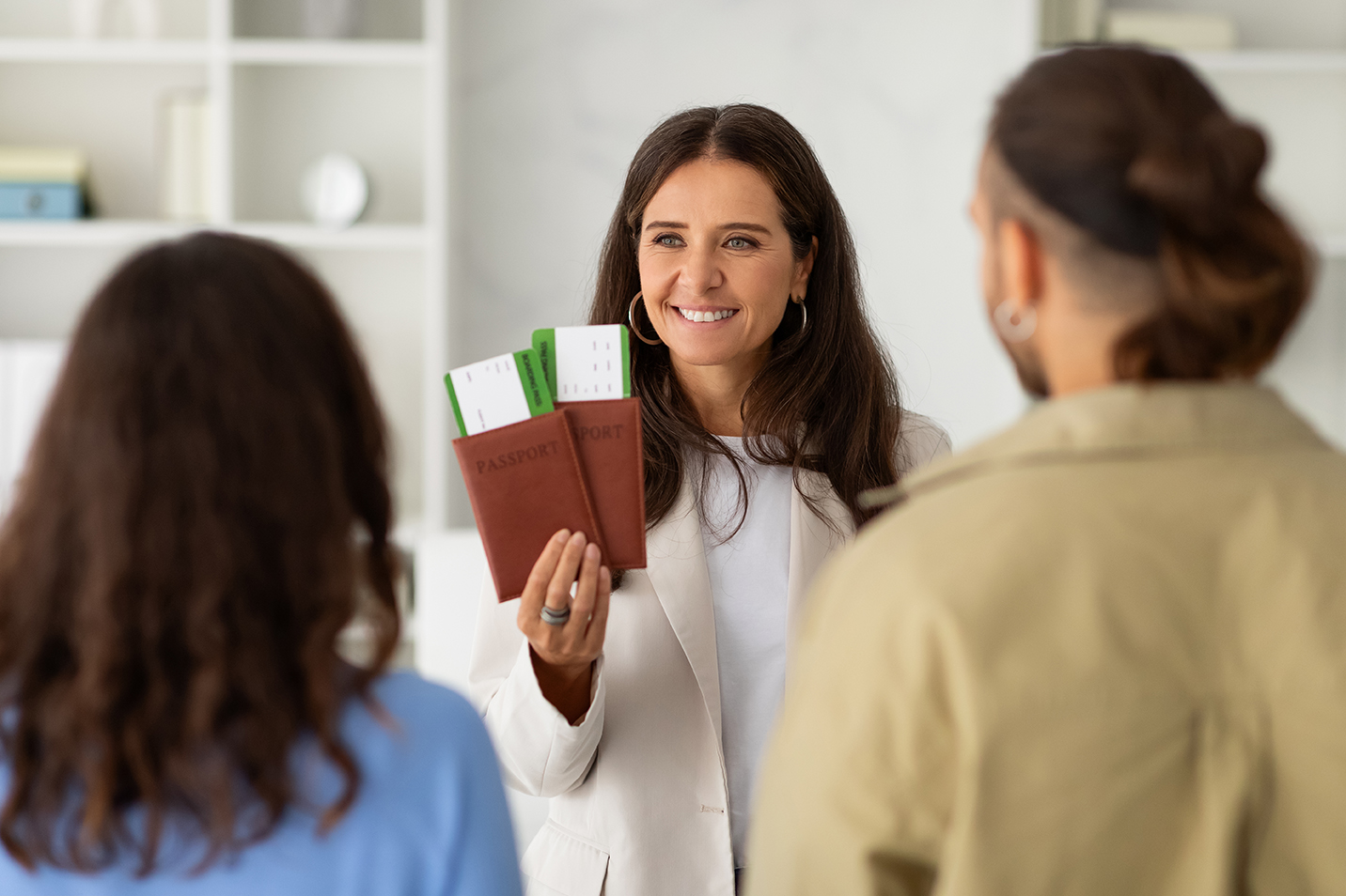 What Real Estate Agents Do header image.