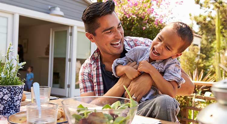 4 Reasons Why Summer Is a Great Time to Buy a Home! header image.