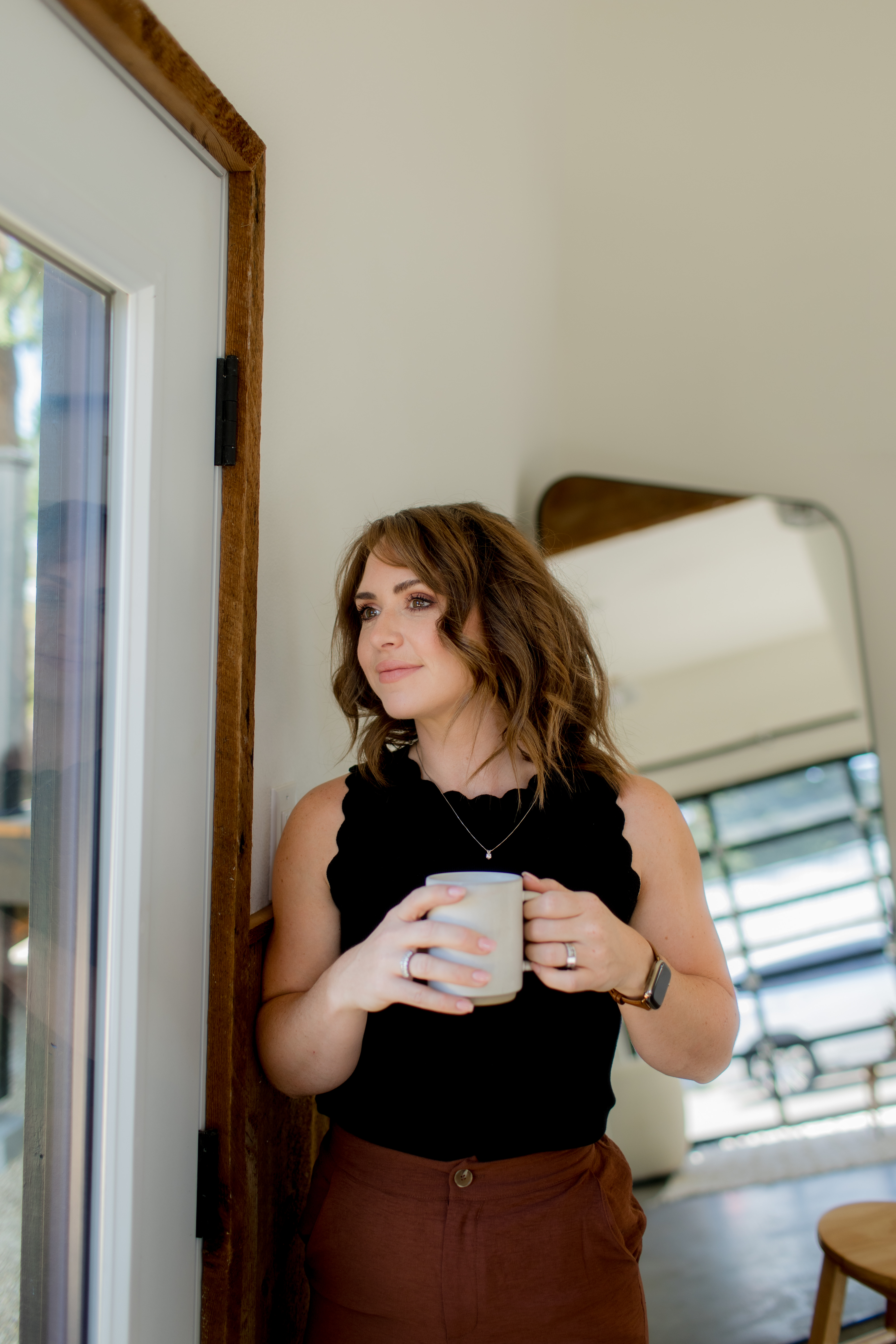 Should I contact a REALTOR® or lender first? header image.