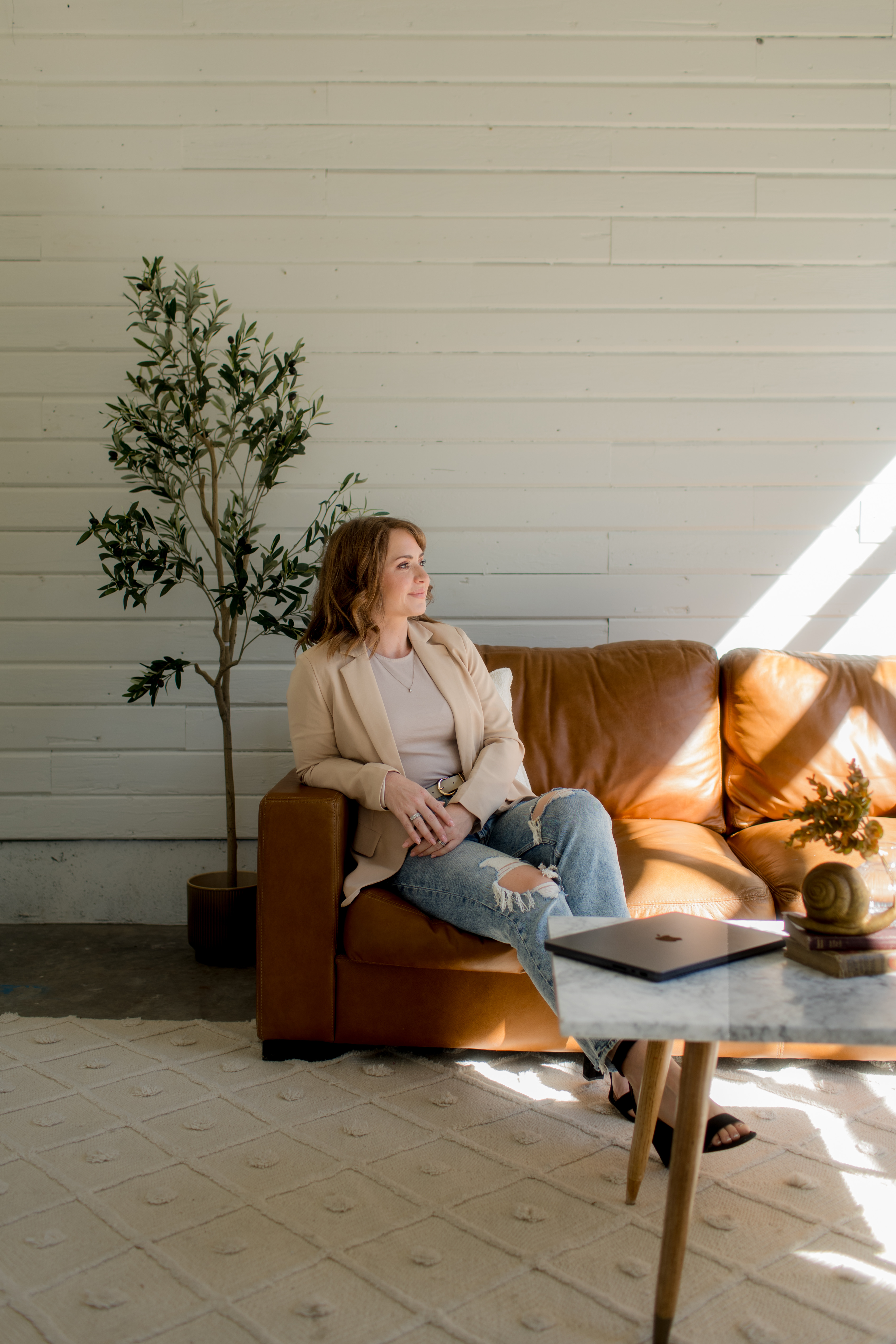 What are typical seller closing costs? header image.