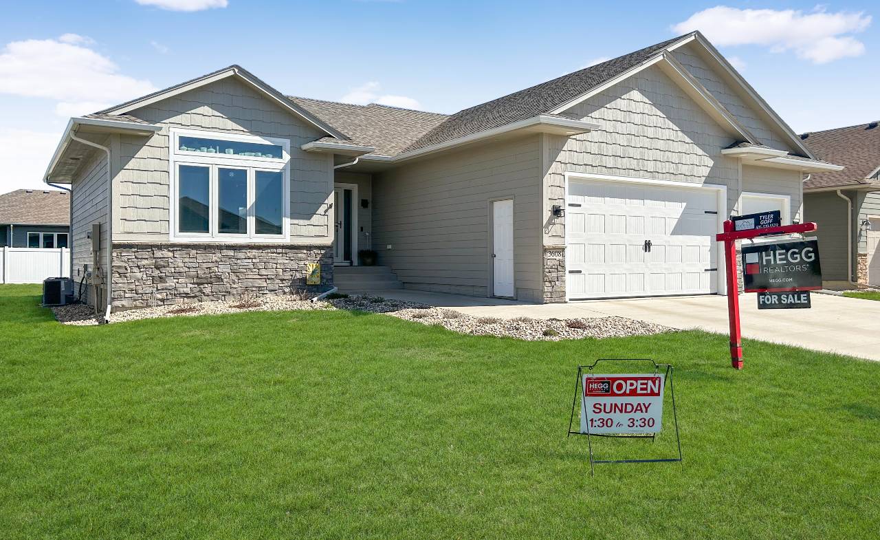 Open House Tips for First-Time Homebuyers header image.