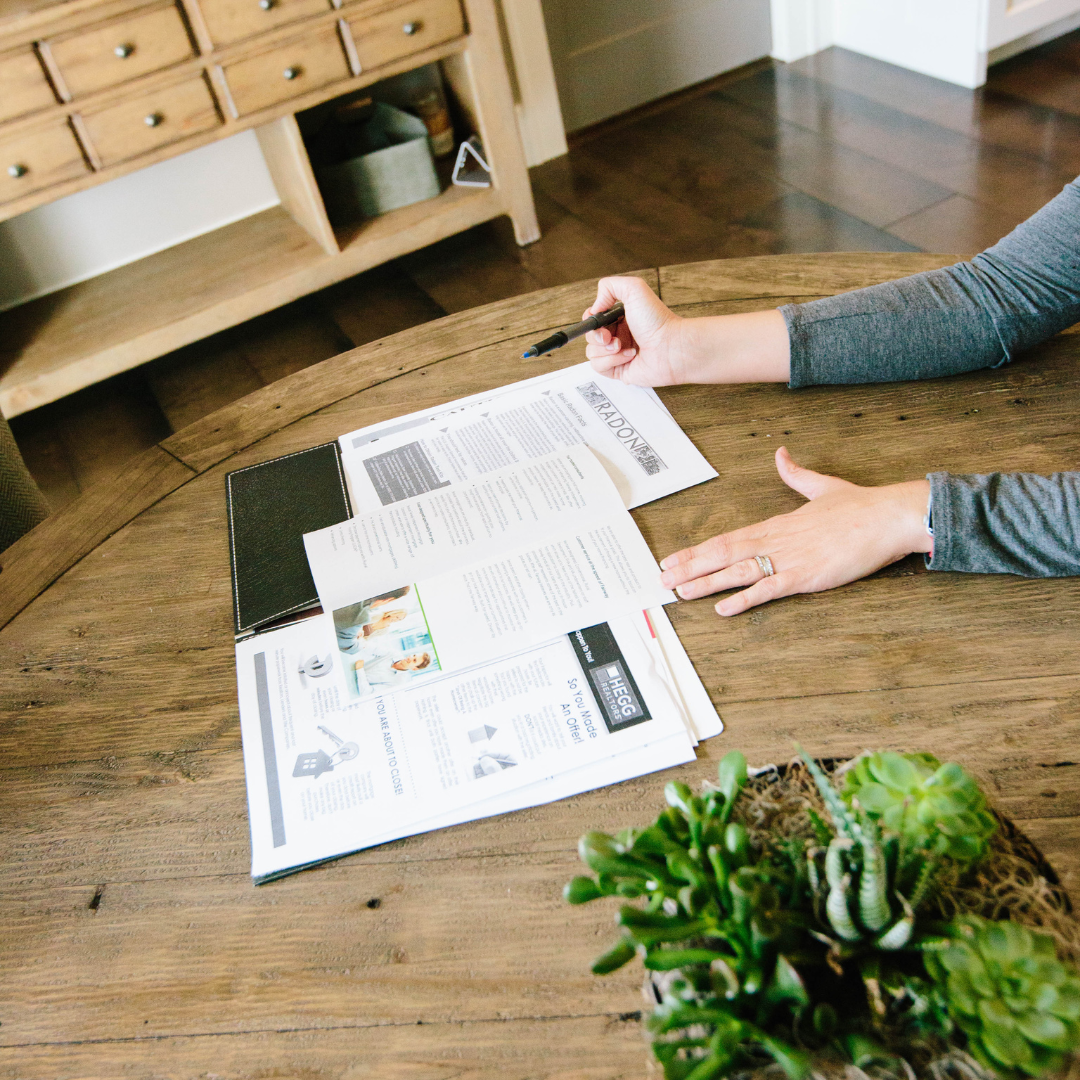 9 Tips to Prepare to Buy a House header image.