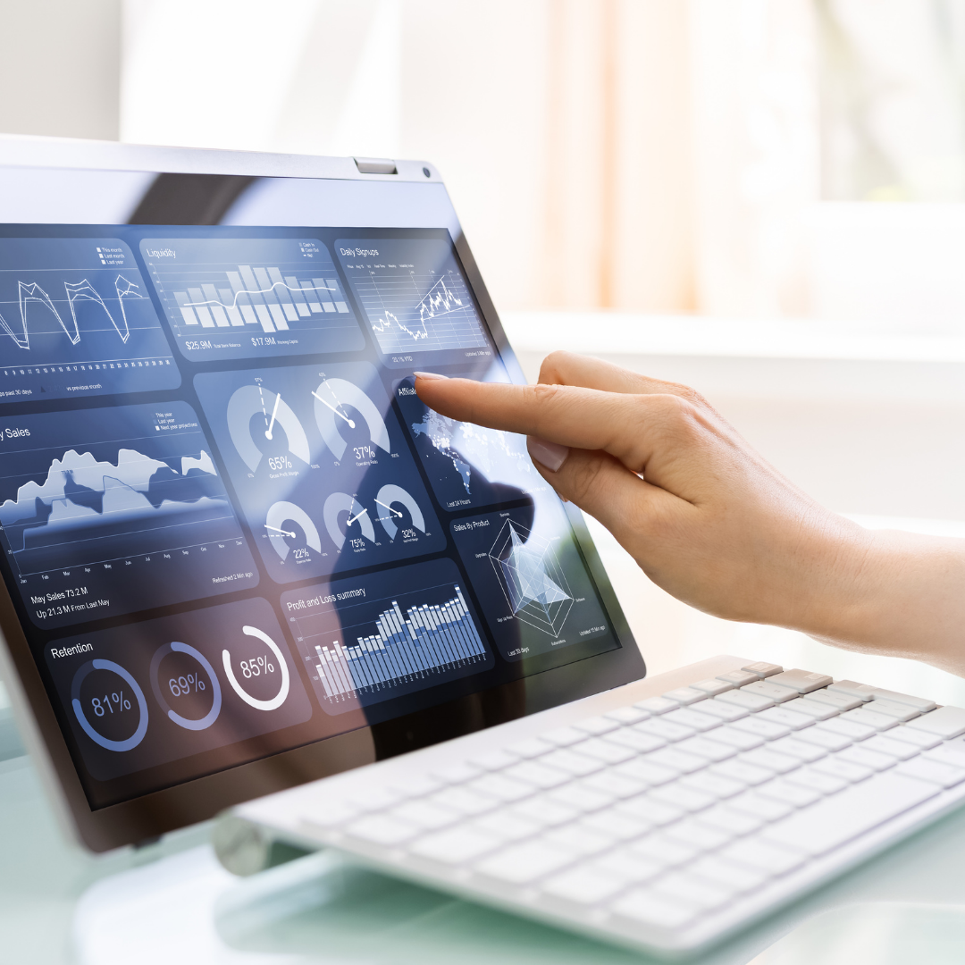 TOP 6 MYTHS ABOUT REAL ESTATE DEBUNKED header image.