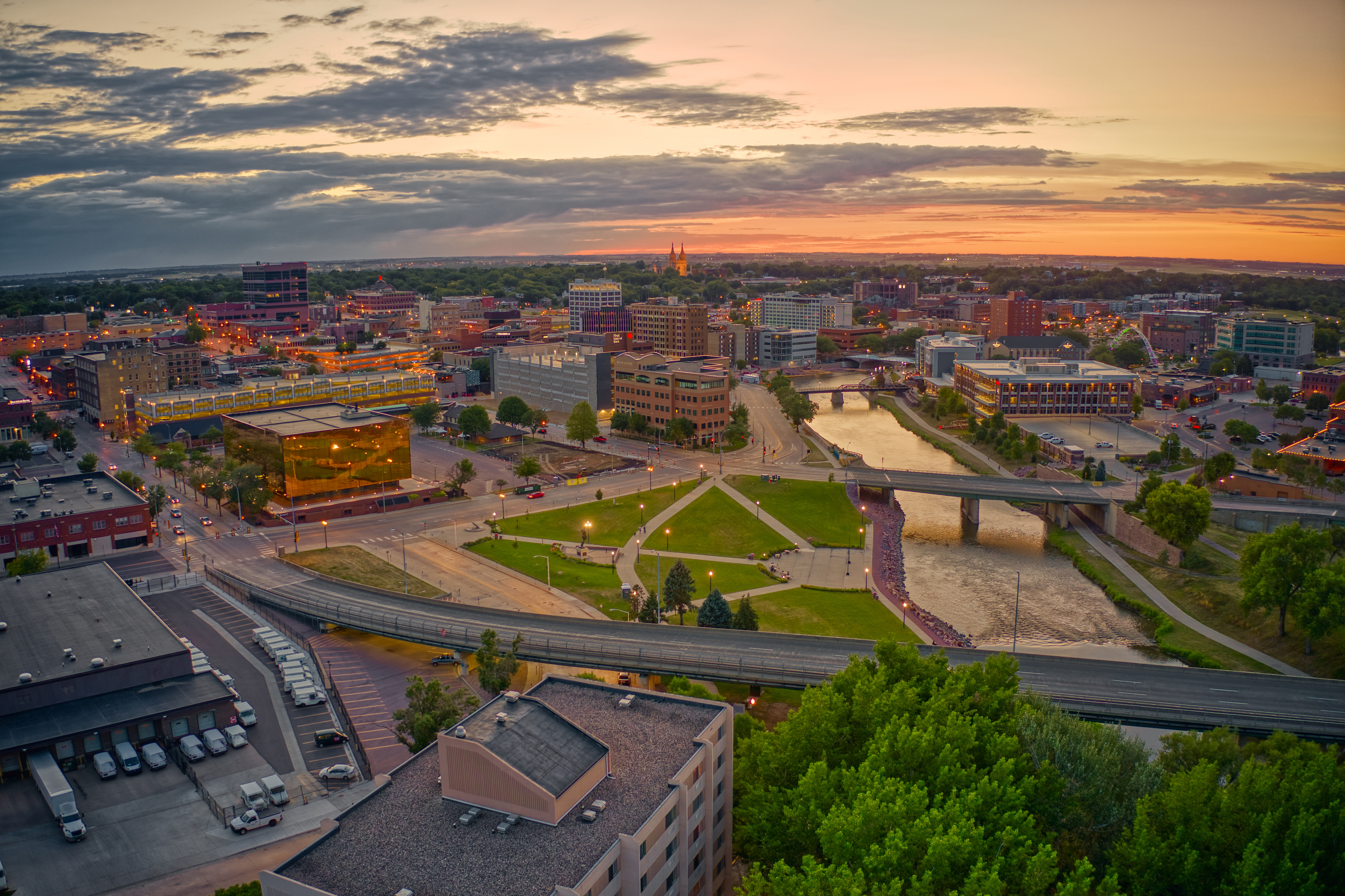 How Sioux Falls Real Estate Taxes Compare to Other Cities header image.