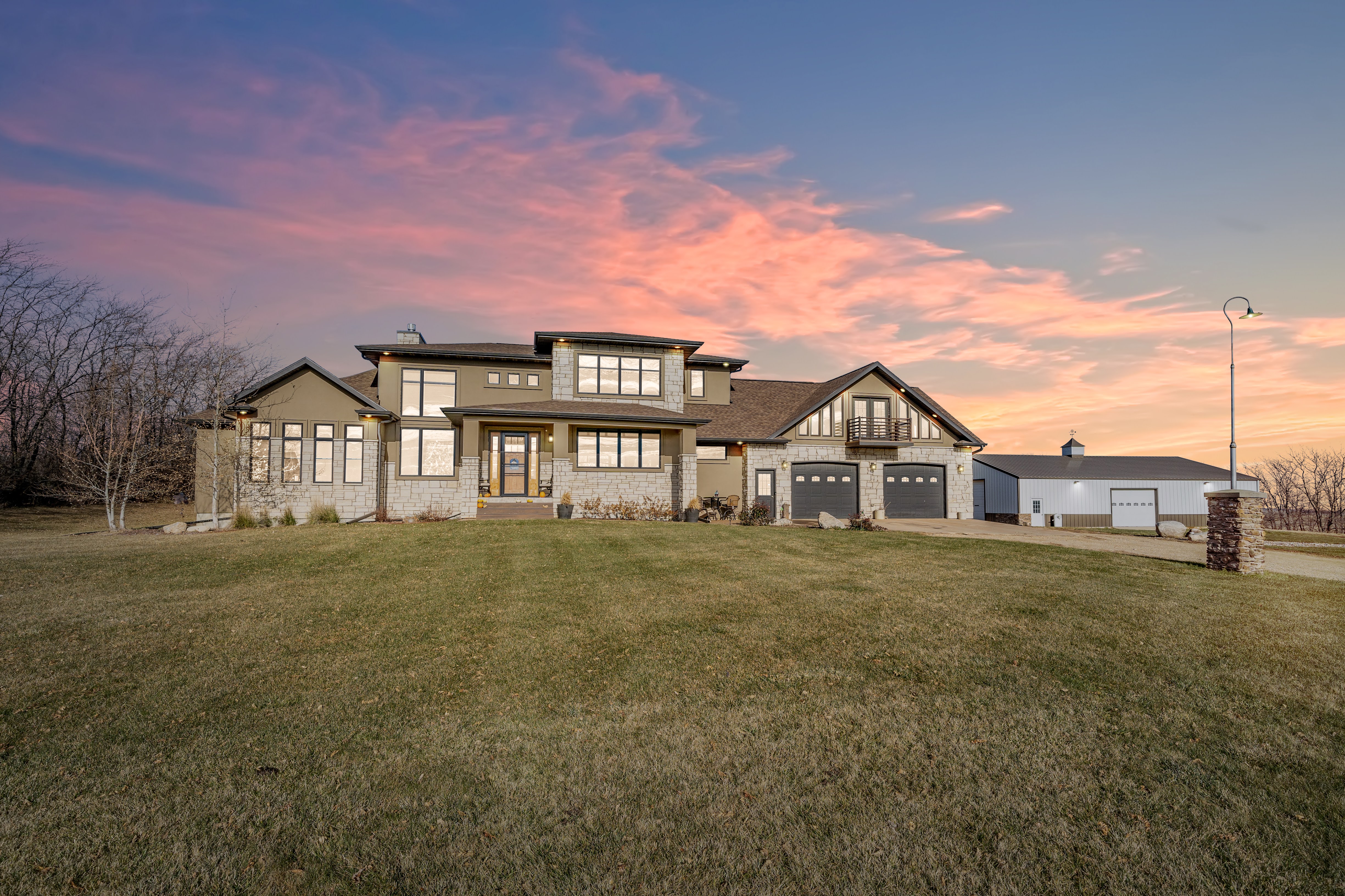 Guide to Selling a Home in Sioux Falls header image.