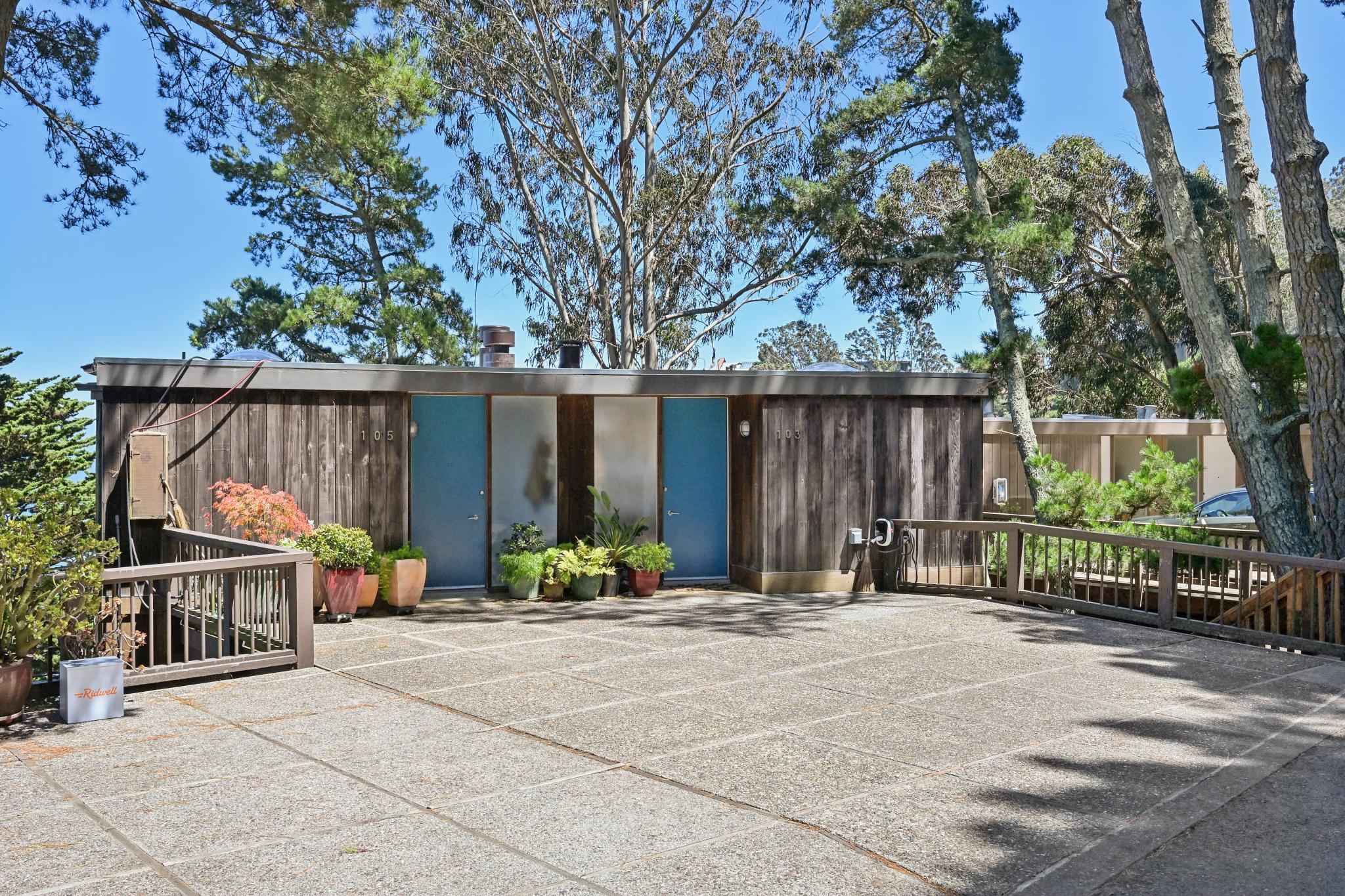 Street-level entrance and parking deck at 103 Marion Ave in Sausalito, CA