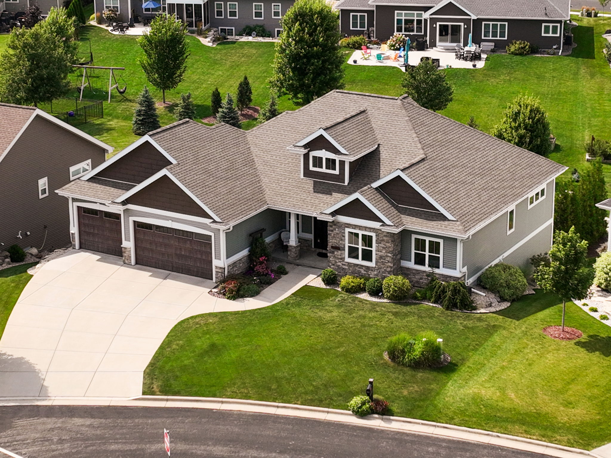 Top Reasons to Choose the Ferraro Real Estate Team for New Construction in Madison, WI header image.