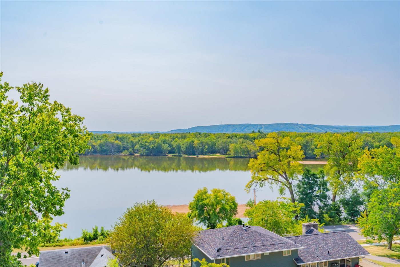 How Fall Weather Impacts Your Wisconsin Move header image.