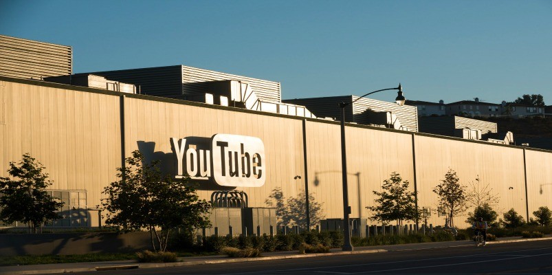 Look Who’s In Playa Vista! header image.