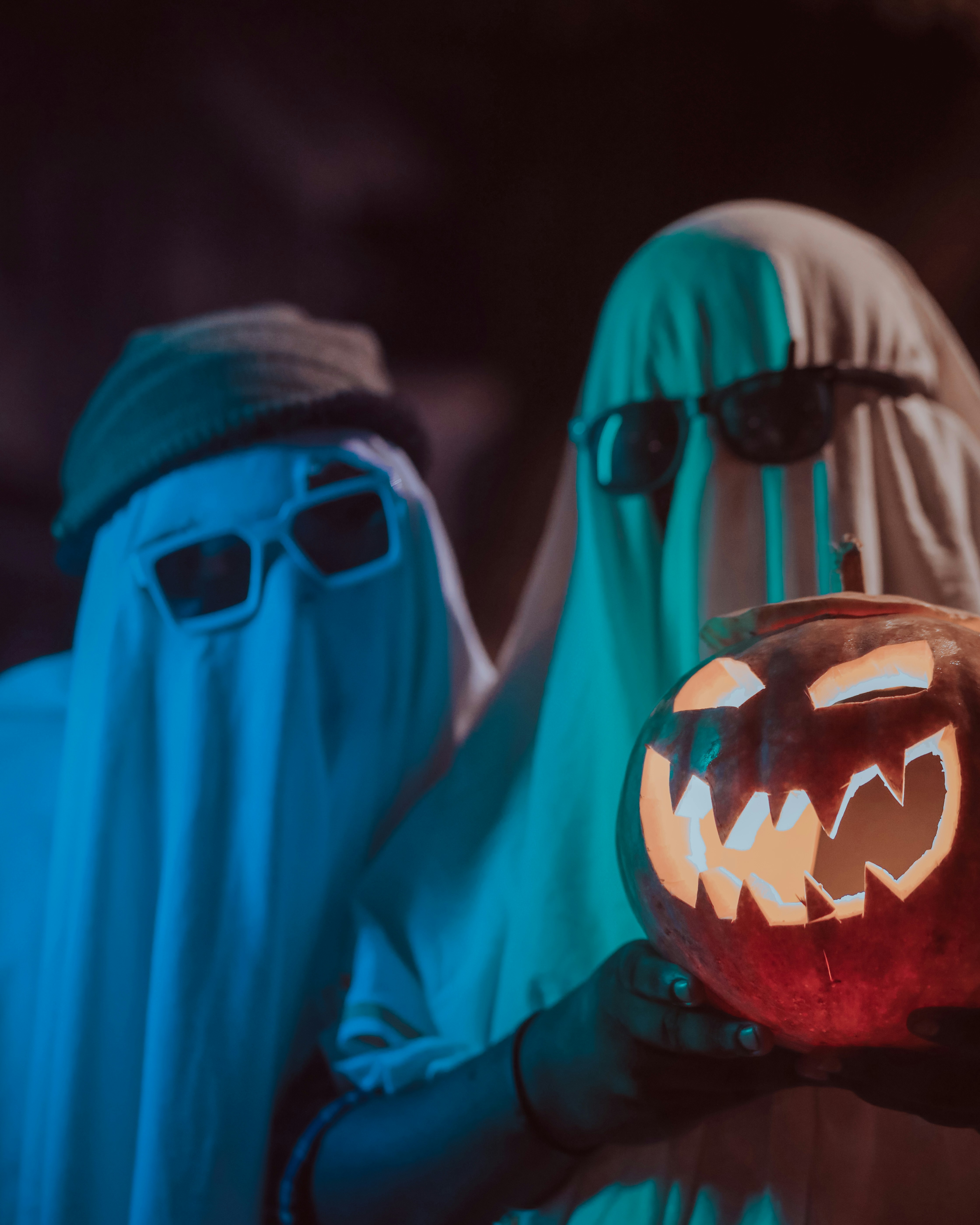 Costume Ideas for Adult Halloween Party header image.