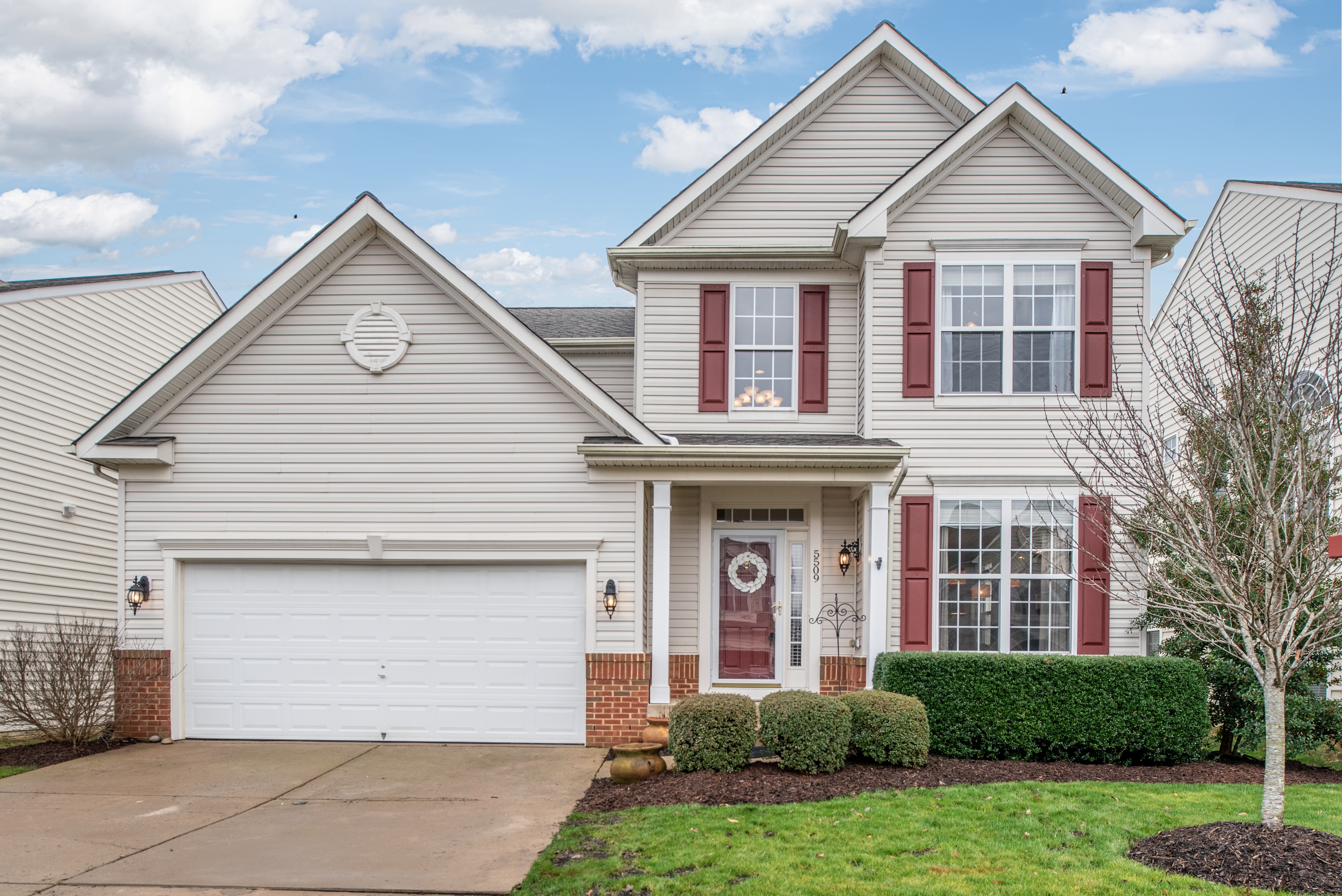 Lee's Parke 5509 Joshua Tree Circle, Fredericksburg, VA 22407 Open House! By-12:45Team header image.