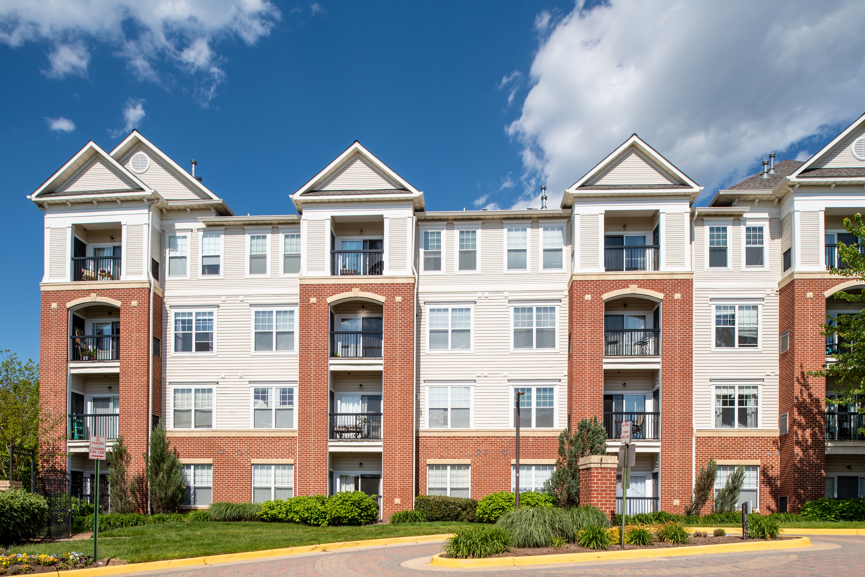 3851 Aristotle Ct, #1- 210, Fairfax,VA 22030-7489 - Just Listed by 12:45 Team! header image.