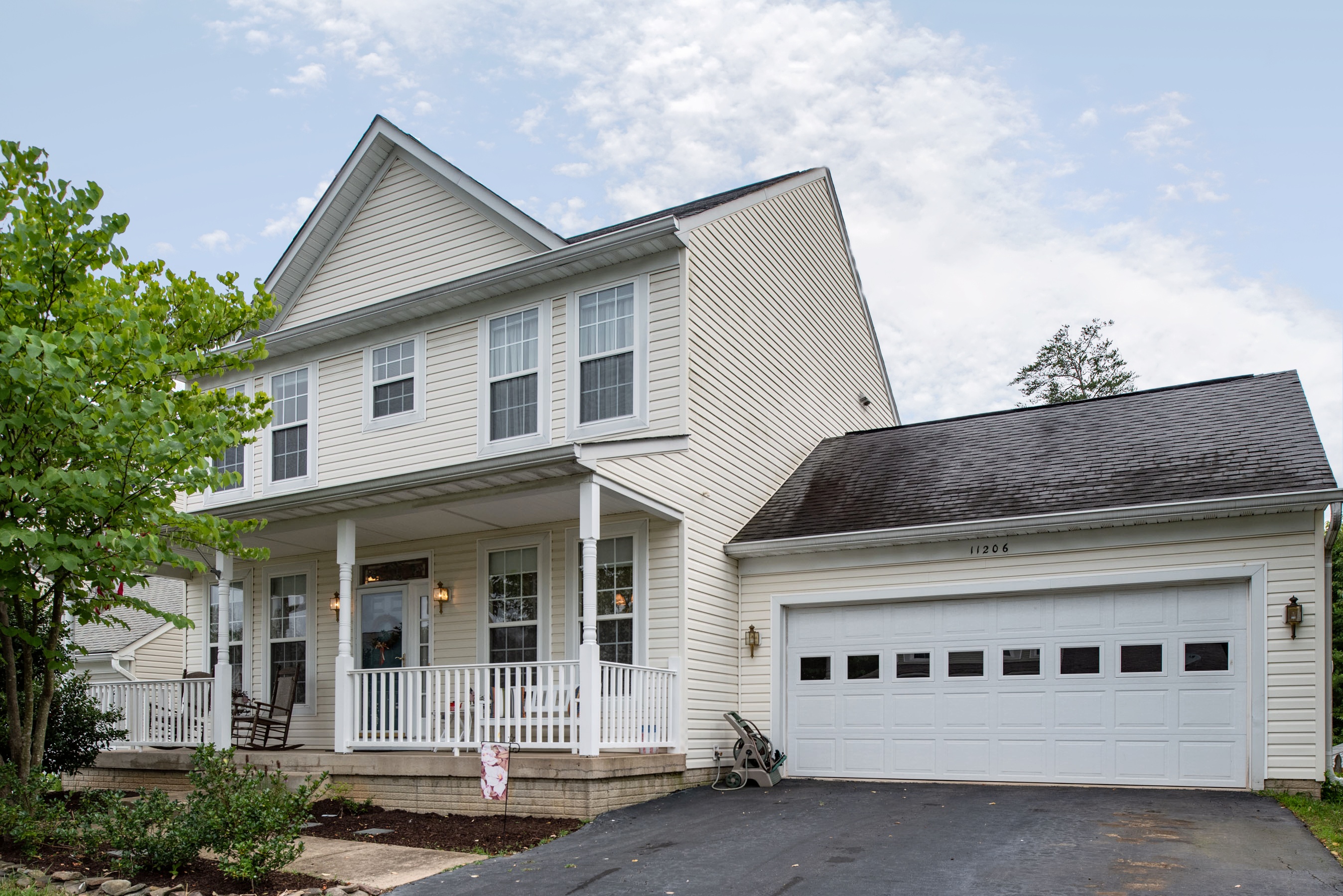 Salem Fields 11206 Englewood Ct, Fredericksburg, VA 22407 Open House! By-12:45Team header image.