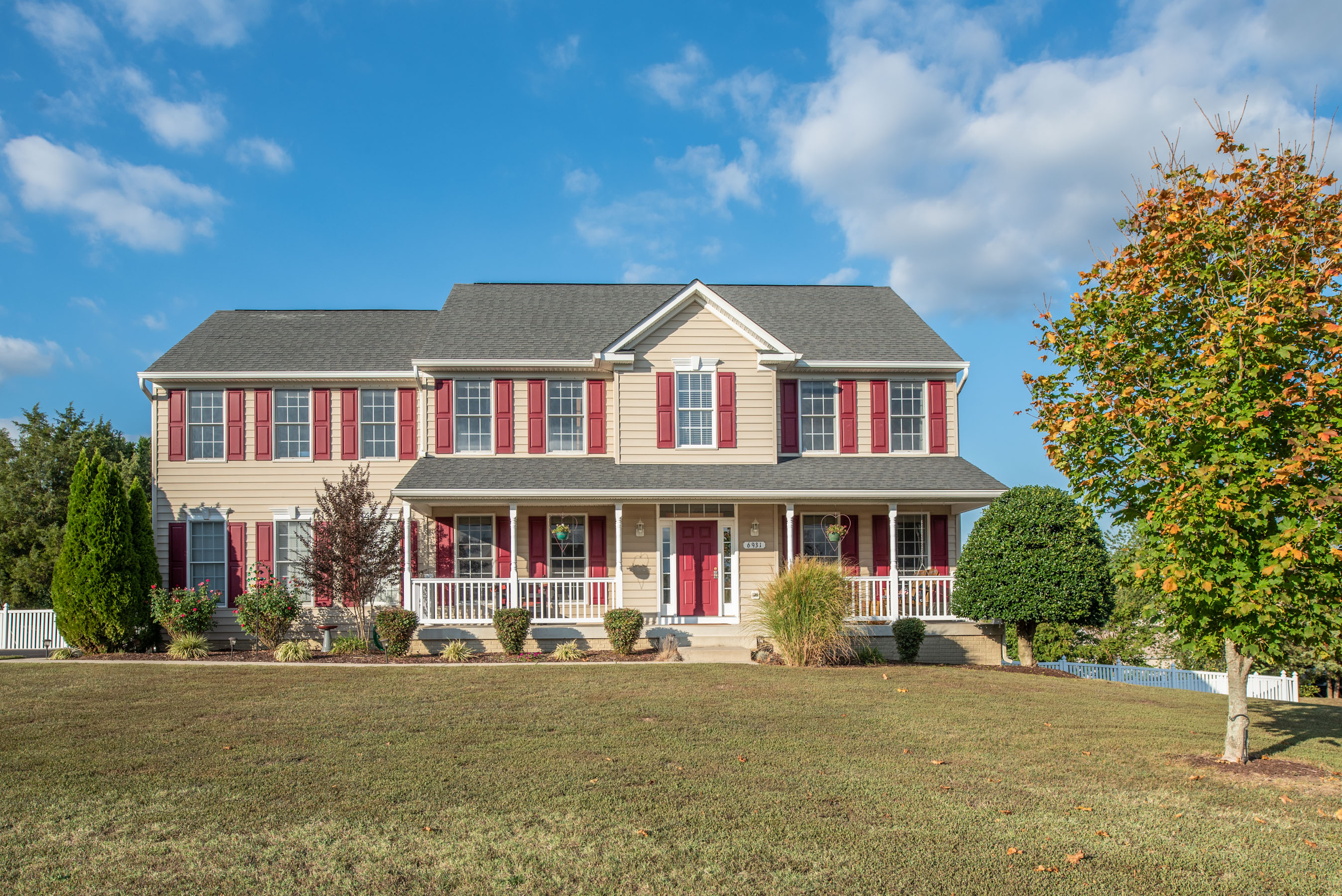 Salem Fields 6931 Elon Drive, Fredericksburg, VA 22407 Just Listed! By-12:45Team header image.