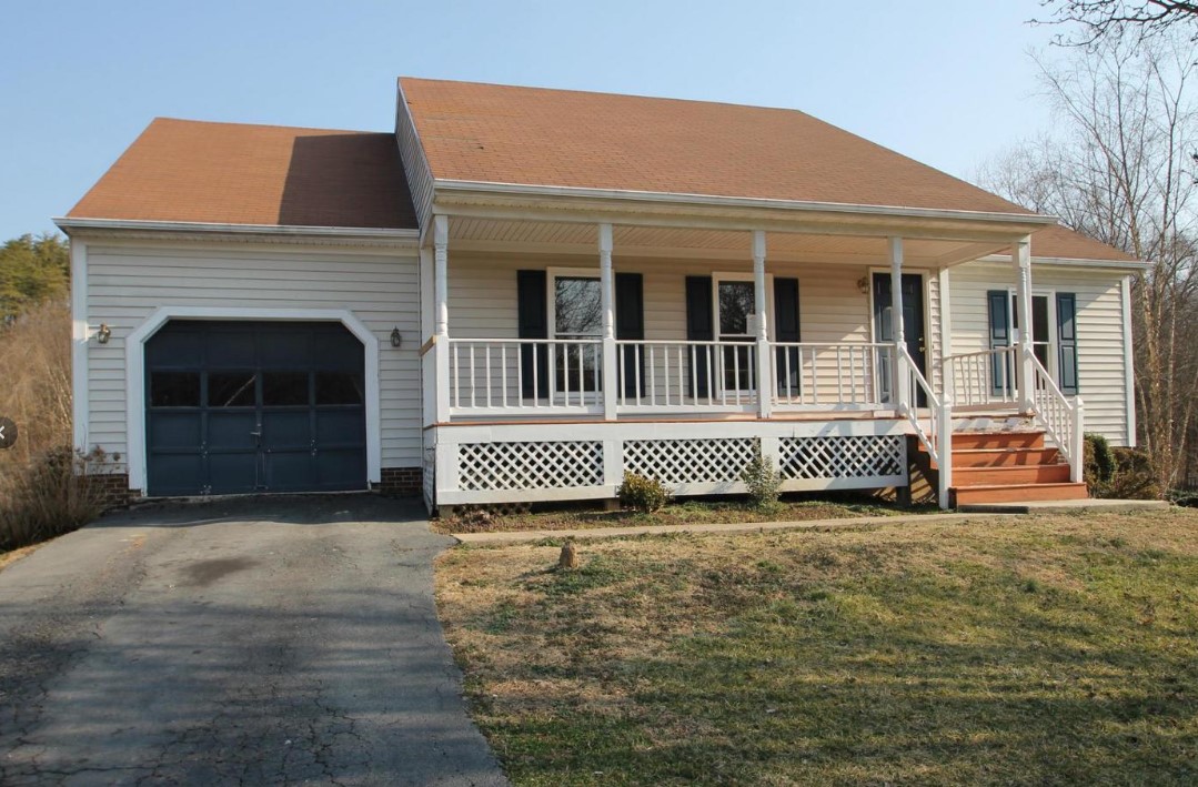 6957 Runnymede Trl. Fredericksburg, VA 22407 Coming Soon! By-12:45Team header image.