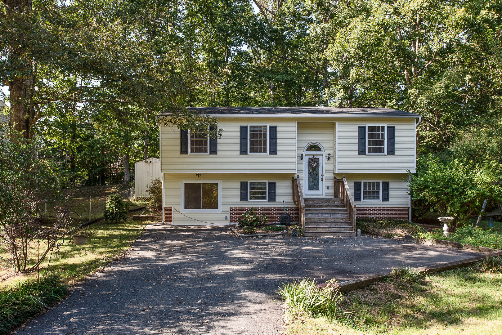 Plantation Forest 10404 Daniels Ct, Spotsylvania, VA 22553 Open House! By-12:45Team header image.