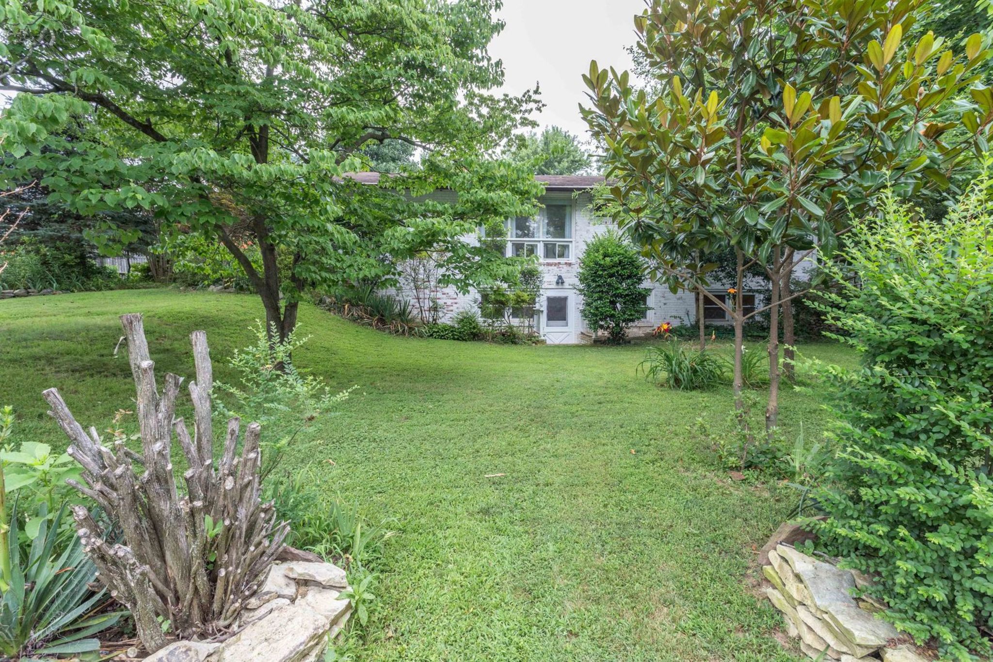 Country Club Hills 10003 Blackthorn Court, Fairfax, VA 22030 Open House! By-12:45Team header image.