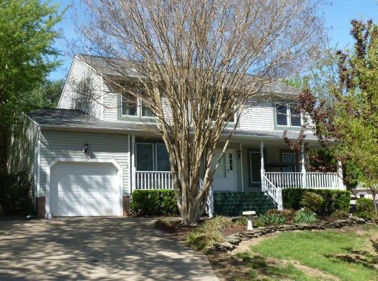 Breezewood 107 Chinaberry Dr, Fredericksburg, VA 22407 Coming Soon! By-12:45Team header image.
