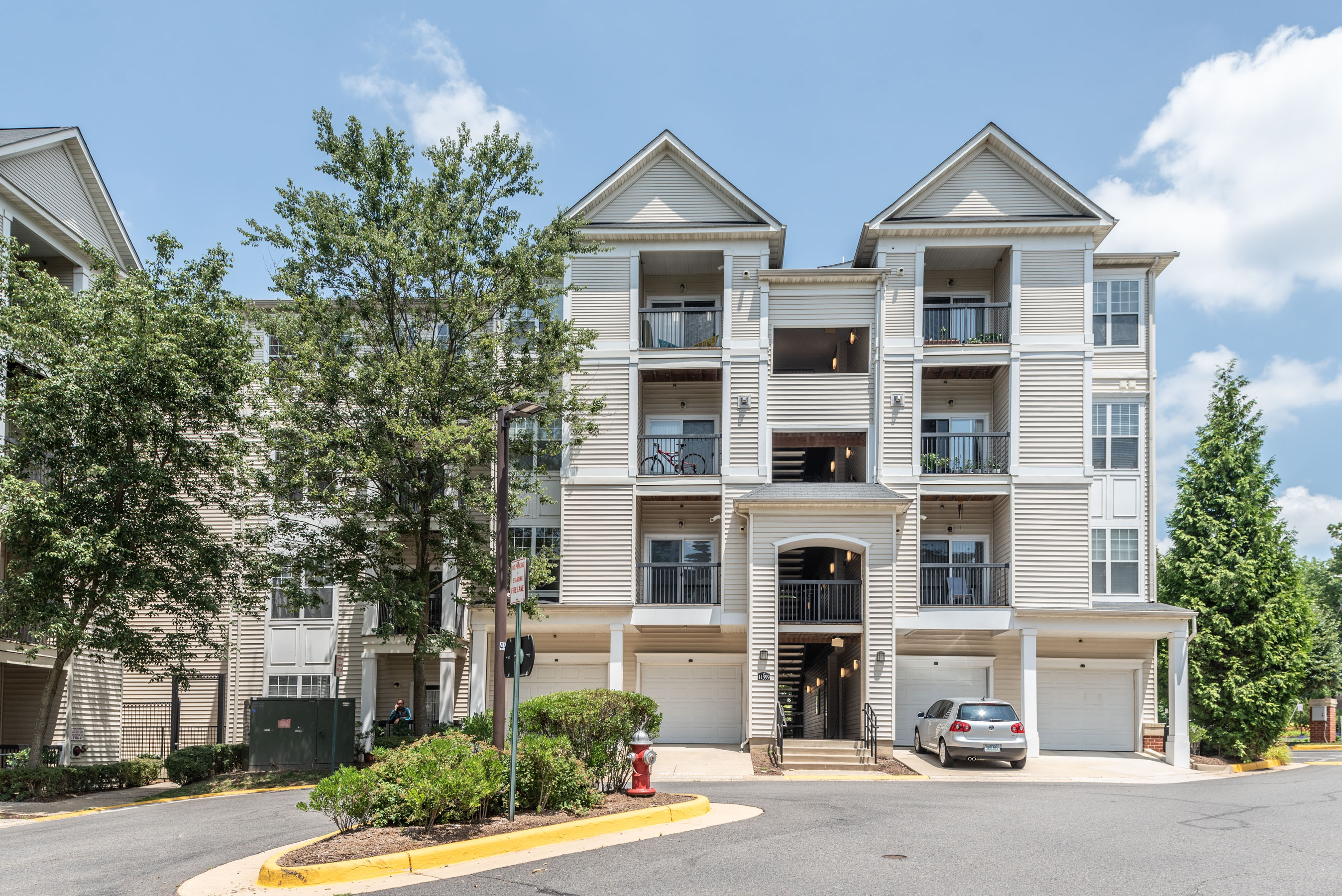 Fairfax Ridge 11399 Aristotle Drive #11-101, Fairfax, VA 22030 Open House! By-12:45 Team header image.