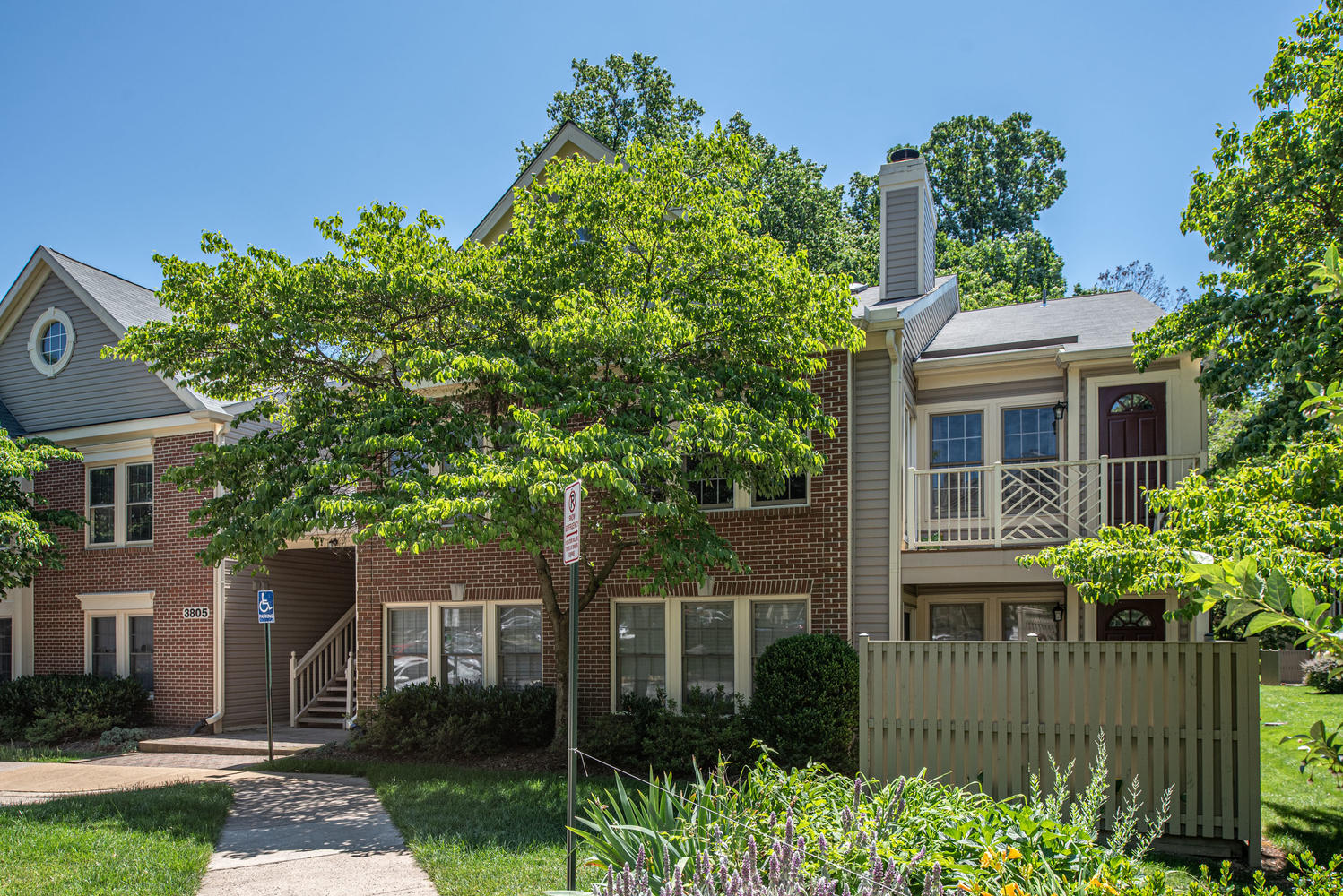 Oxford House 3805 Ridge Knoll Ct #103B Fairfax VA 22033 Open House! By-12:45Team header image.