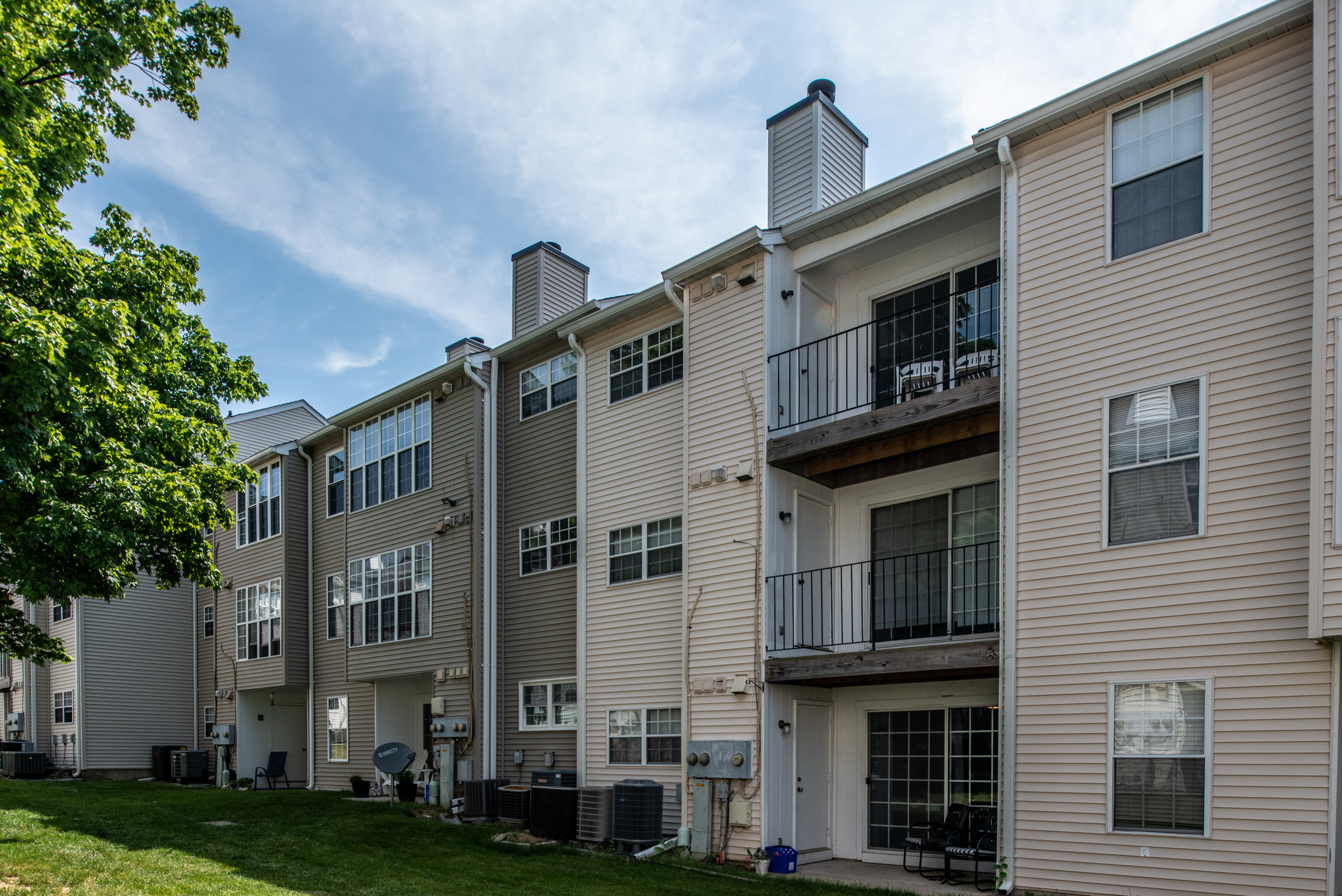 111 Fort Evans Rd SE Unit # F, Leesburg, VA 20175 - Just Listed by 12:45 Team! header image.