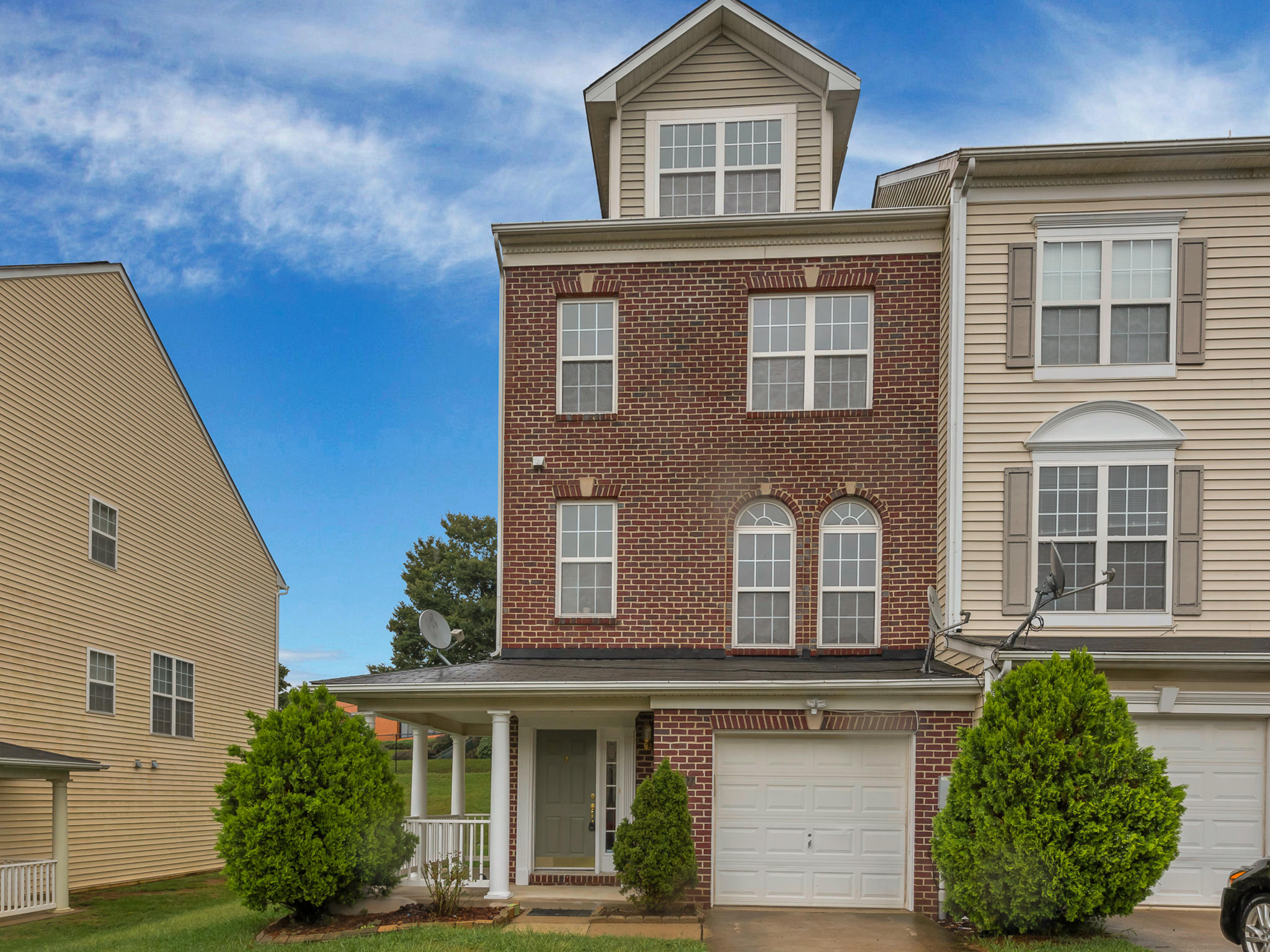 Westview 5527 Upper Mill Terr N, Frederick, MD 21703 Open House! By-12:45Team header image.