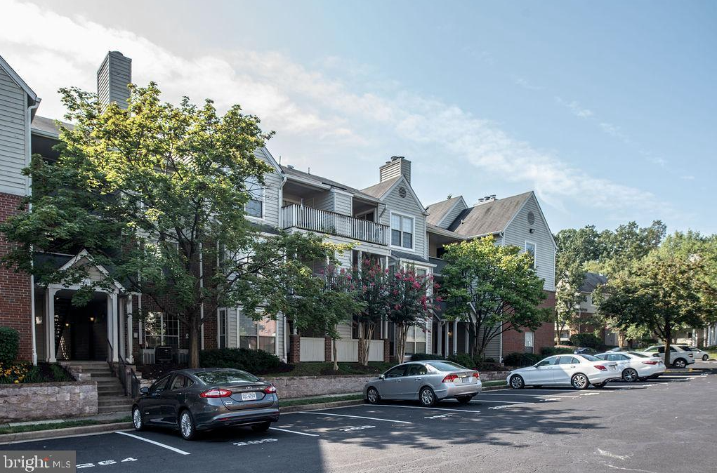 Penderbrook 12158 Penderview Ter #1107, Fairfax, VA 22033 Open House! By-12:45Team header image.