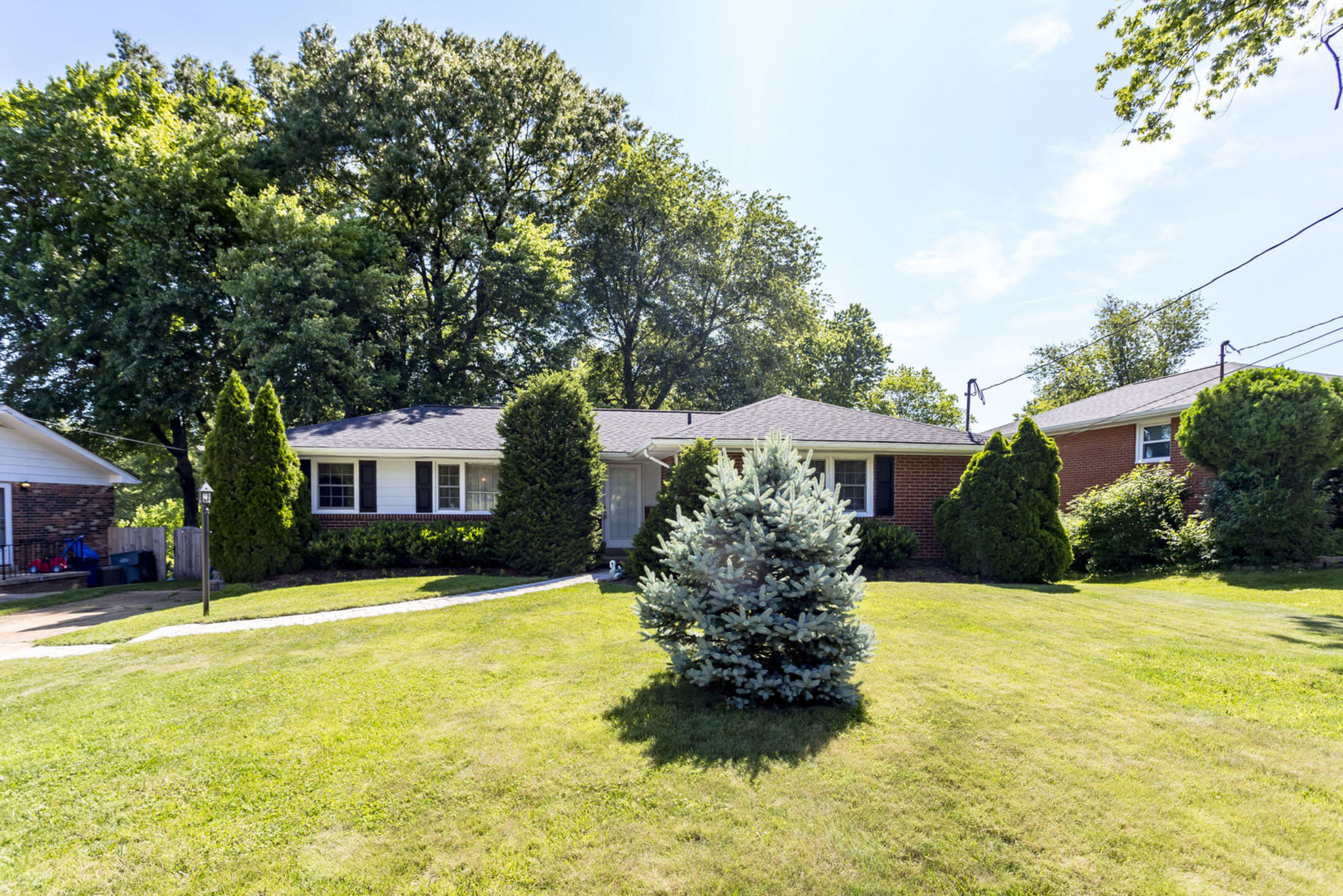 Beddoo Heights 6611 Beddoo St, Alexandria, VA 22306 Just Listed!! By-12:45Team header image.