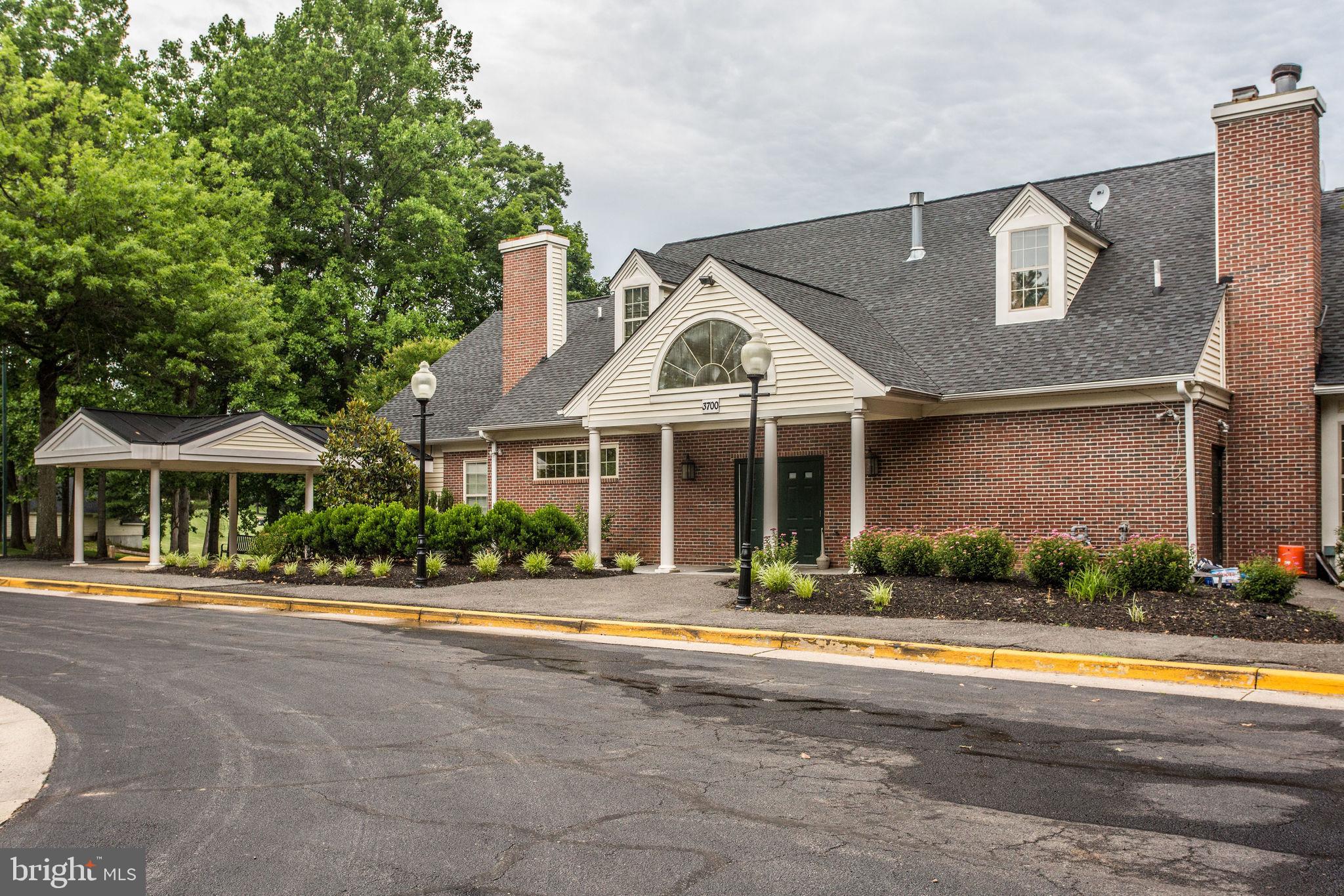 11919 Parkside Dr, Fairfax, VA, 22033 Coming Soon Rental - 12:45 Team!! header image.