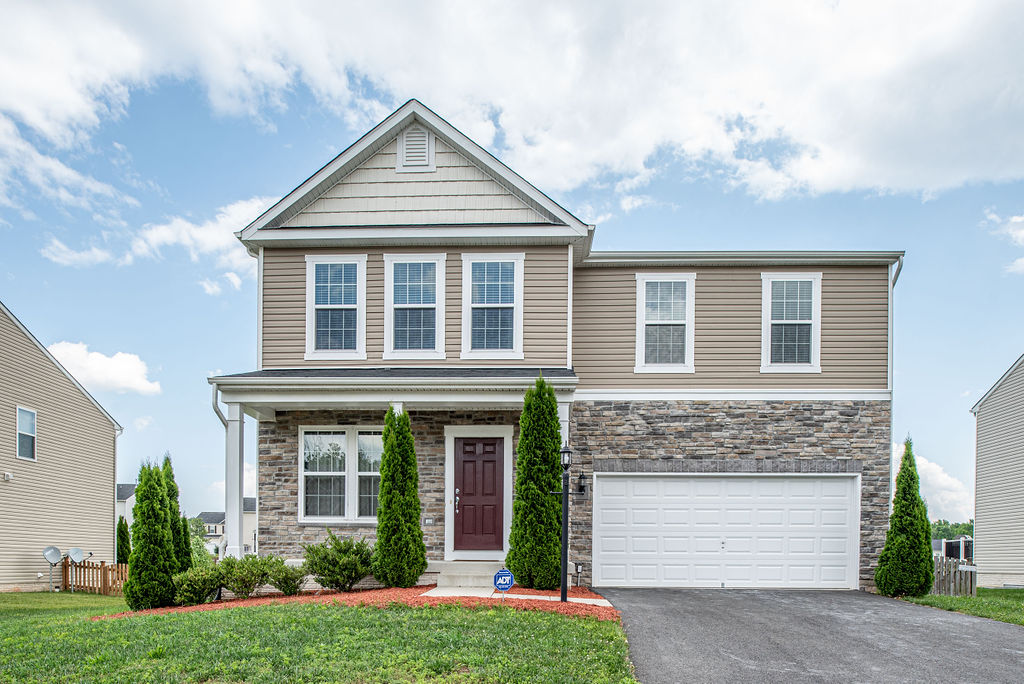 Stafford Lakes Village 27 Hopkins Branch Way, Fredericksburg, VA Open House! By-12:45Team header image.
