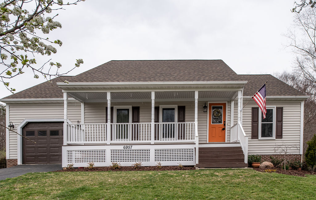 Chancellor Hills 6957 Runnymede Trl. Fredericksburg, VA 22407 Open House! By-12:45Team header image.
