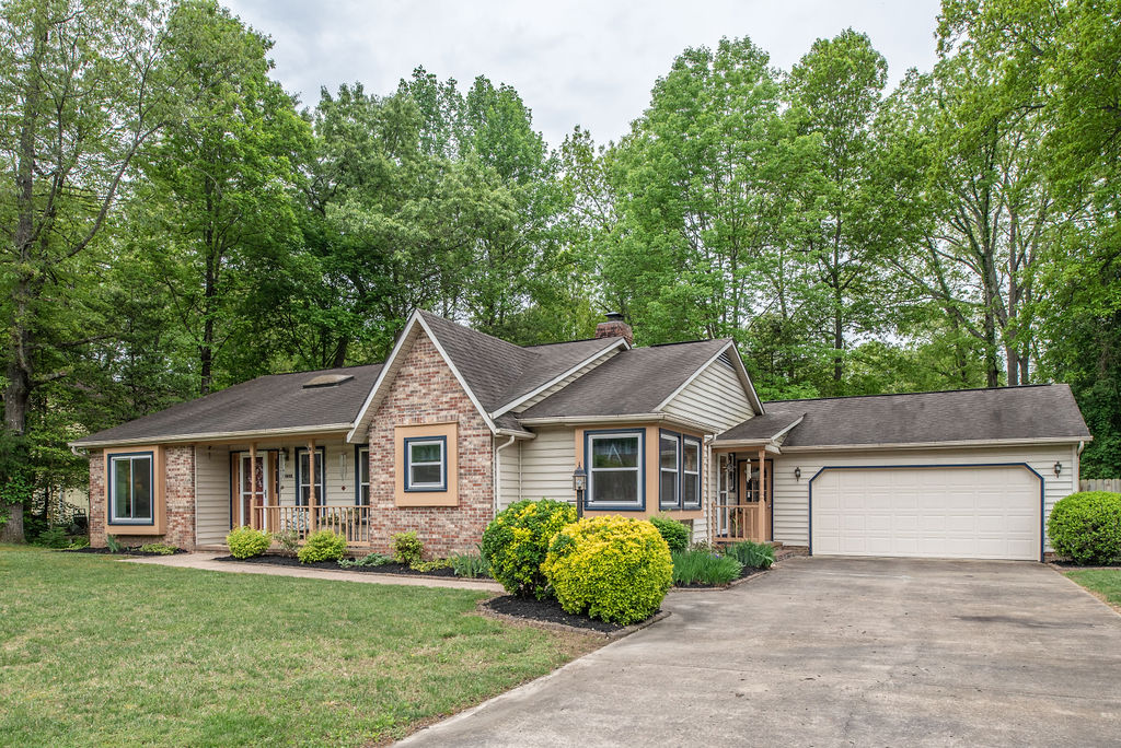 Breezewood 3 Hammond Lane, Fredericksburg, VA 22407 Open House! By-12:45Team header image.