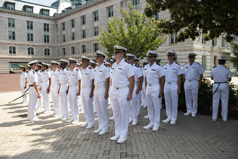 ⚓ Why Are Annapolis Students Called Midshipmen? header image.