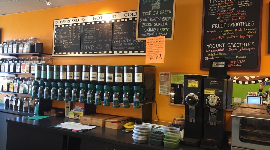 Best coffee shops and boutiques in Arnold for a chill afternoon header image.