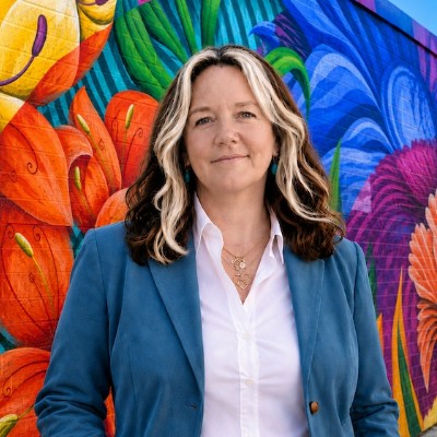 Top Real Estate Agent in Texas City, TX: April Aberle header image.