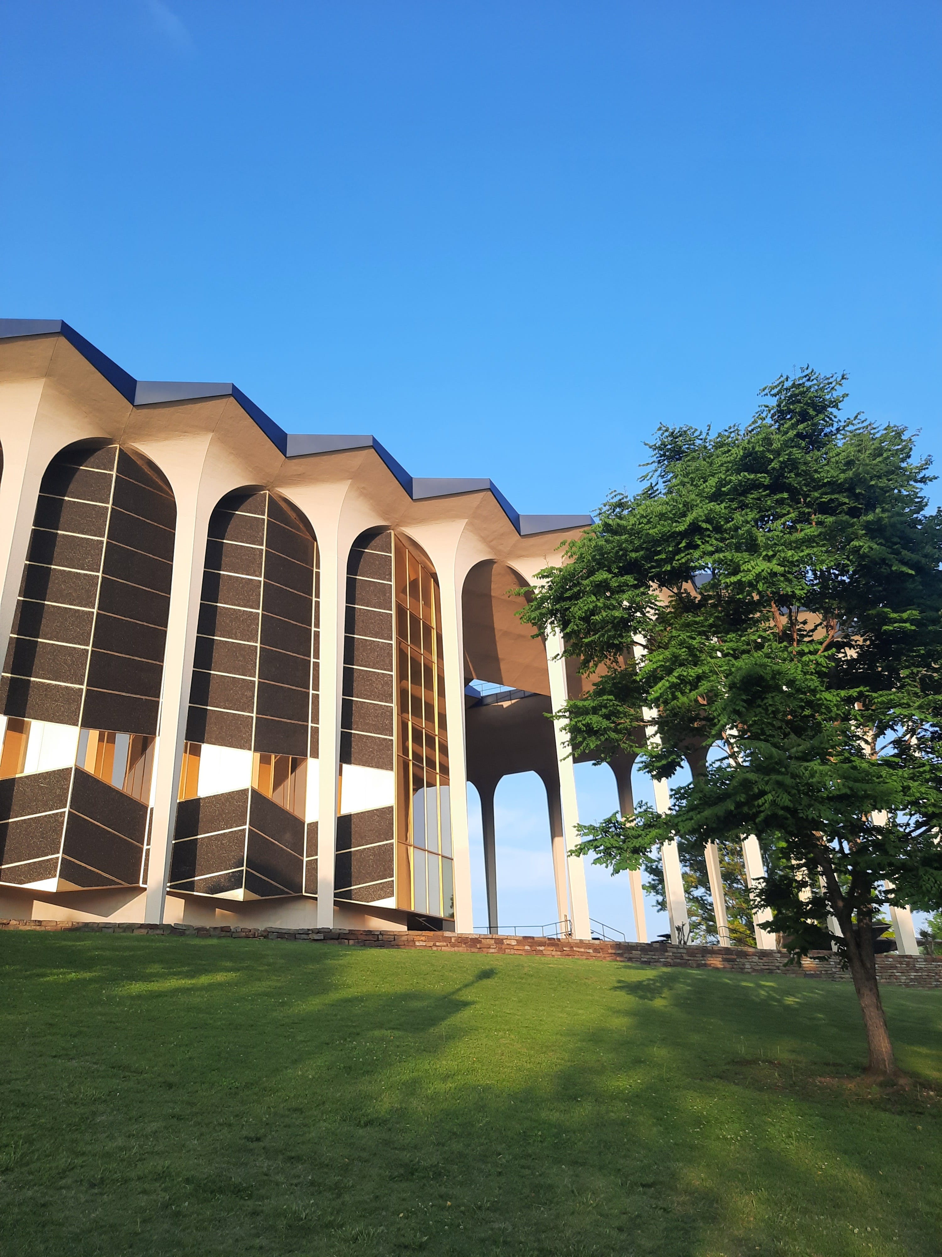 From Celebrity to Historical - 5 Iconic Homes in and Around Tulsa header image.