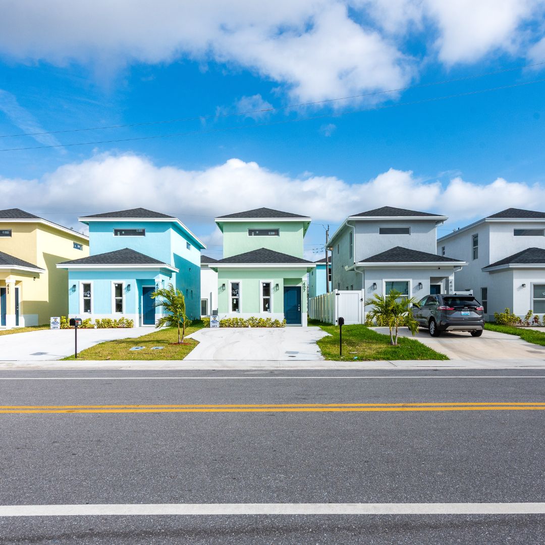 Townhome vs. Single-Family Home: Finding the Best Property Type for Your Family in West Palm Beach County