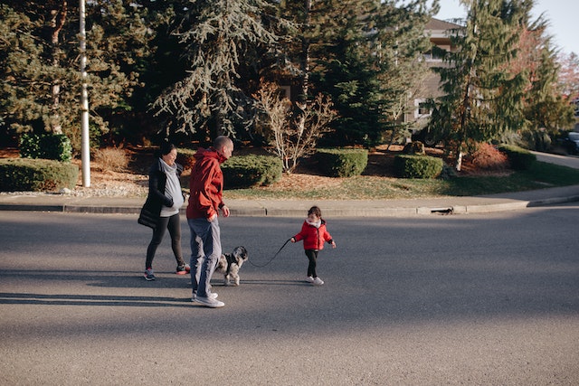 How to Find the Perfect Neighborhood for Your Family header image.