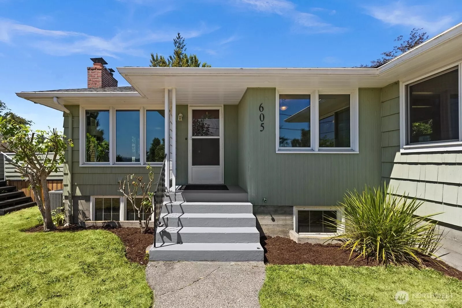 Exterior of a Western Washington home listed by Heather Redal of Redal Homes, illustrating strategic home pricing and presentation for sellers.
