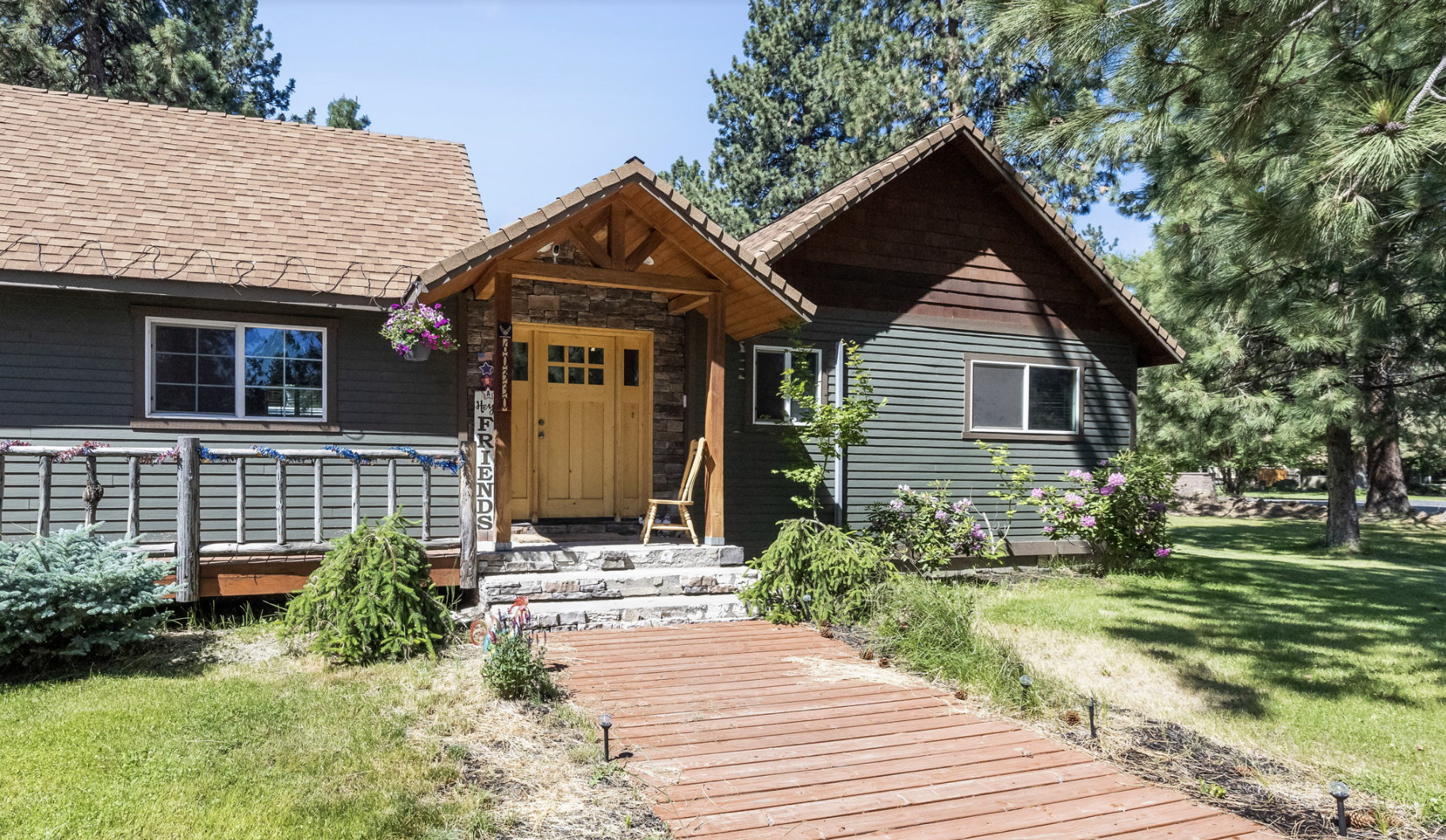 July 2022 Snapshot - Bend/Redmond header image.