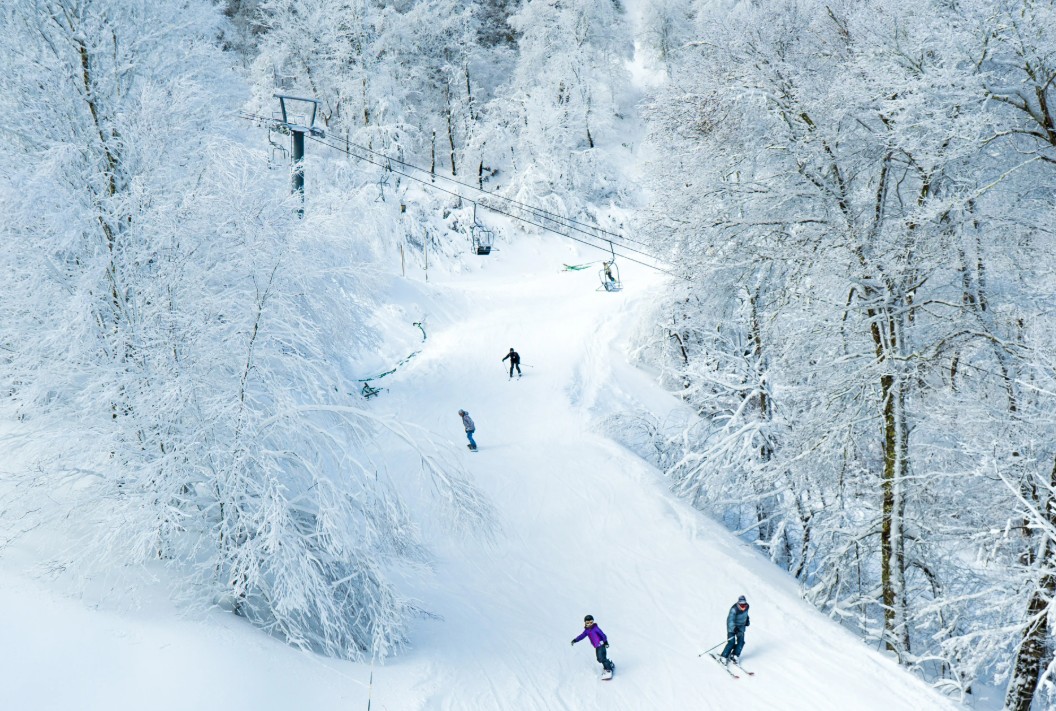Embrace Winter Wonder: A Guide to the Best Ski Resorts Near Cabarrus County header image.